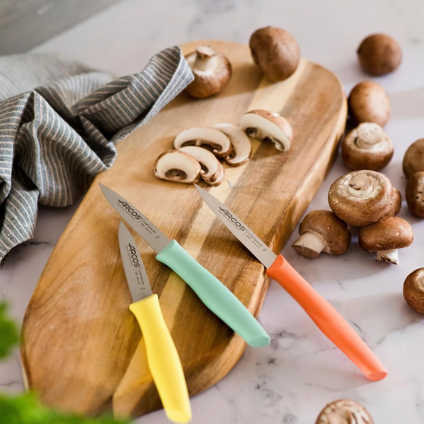 ARCOS Zestaw noży kuchennych Paring 3 sztuki stal POM ergonomiczna rękojeść Nova pomarańczowy żółty niebieski
