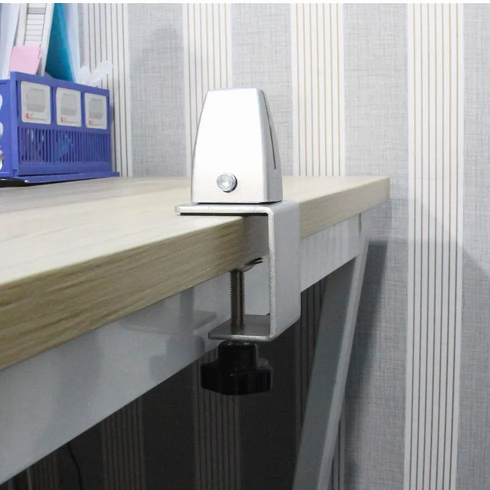 Sneeze Zacisk podtrzymujący do panelu o grubości od 1/8 cala do 2,5 cm, regulowany zacisk działowy na biurko, aluminiowy zacisk działowy na biurko, akrylowe klipsy działowe z pleksiglasu, biały, zacisk panelu prywatności, 2 sztuki