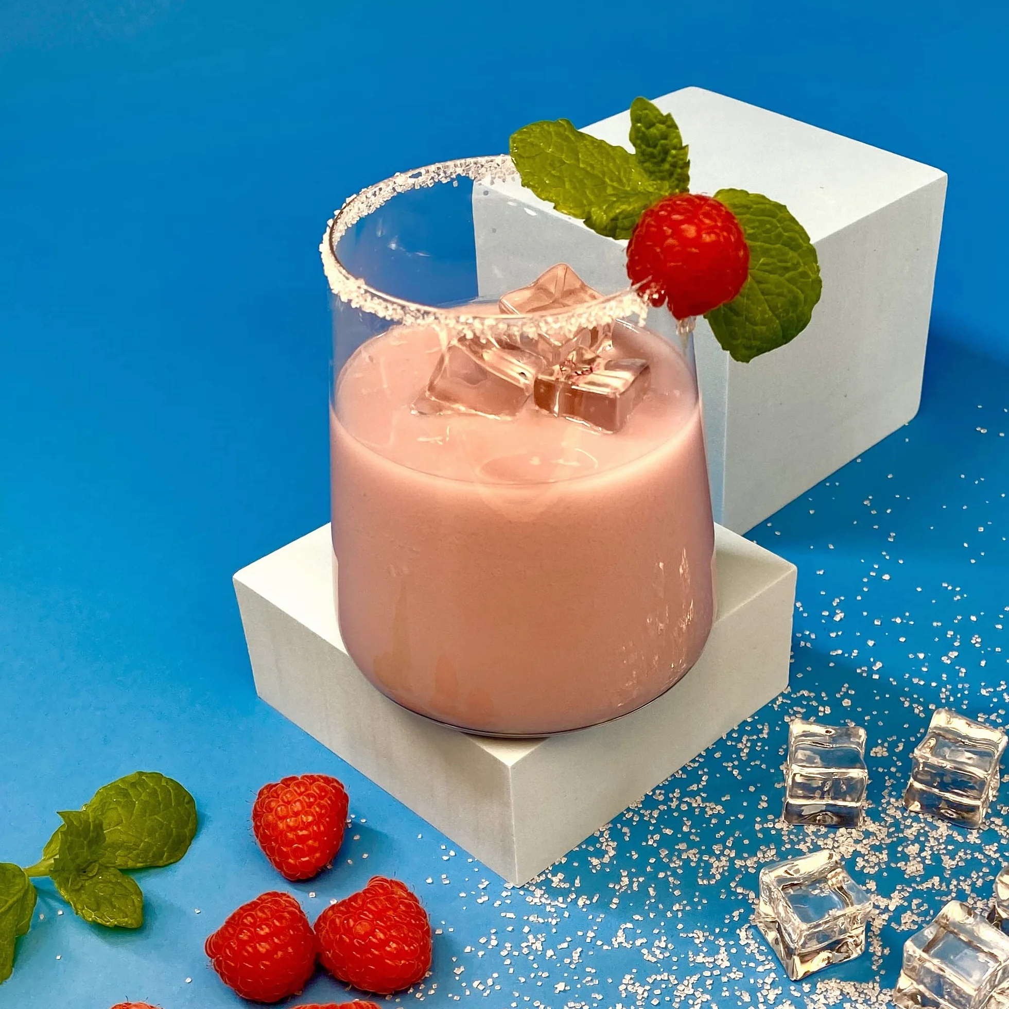 Zestaw 12 okularów awantgarde o pojemności 380 ml do wody i zimnych napojów, nowoczesne i minimalistyczne wzornictwo, niskie, kryształowe szkło, nadaje się do mycia w zmywarce