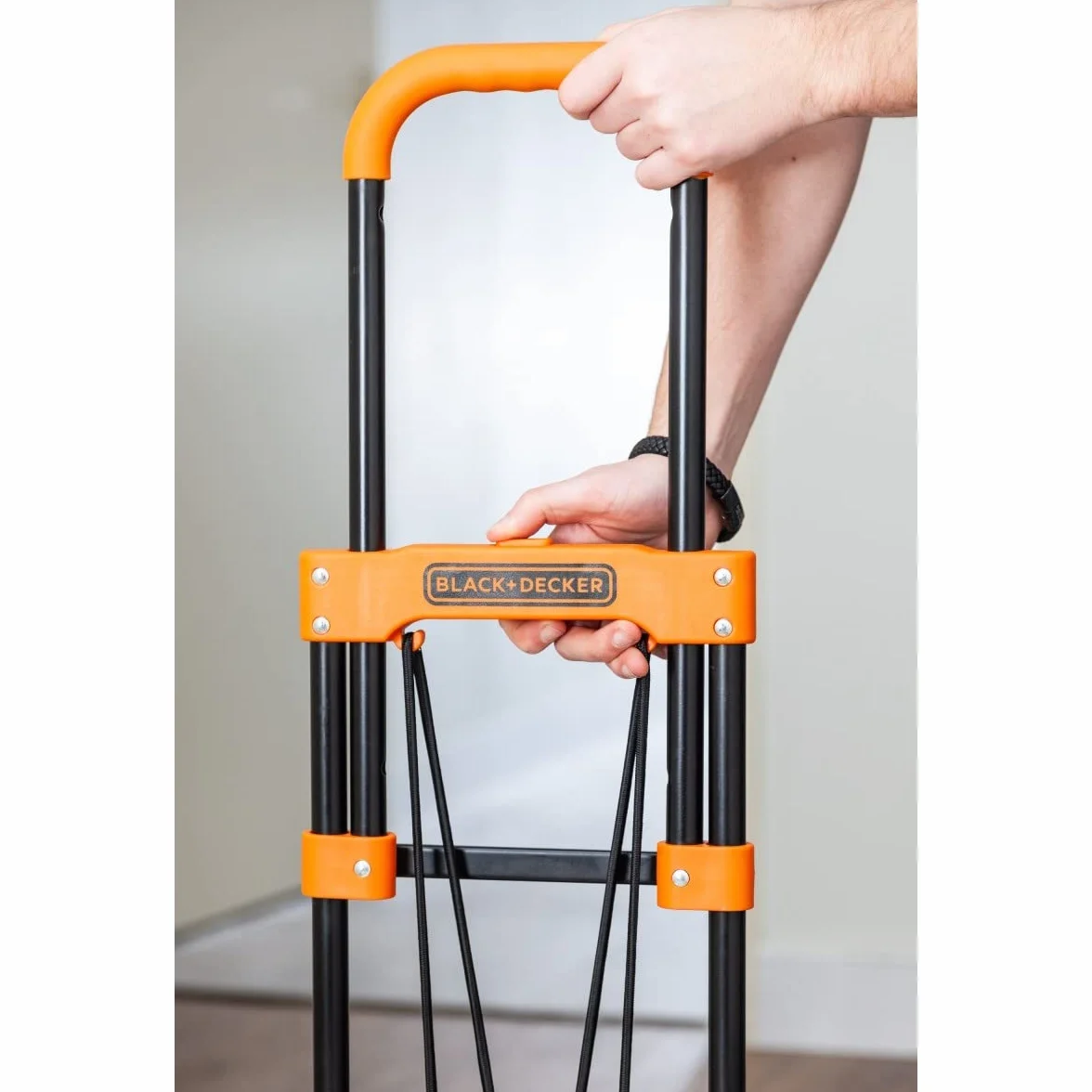 BLACK+DECKER Składany wózek transportowy BXWT-H200 – składany wózek transportowy – wózek do koszenia – lekki – obciążenie użytkowe 65 kg