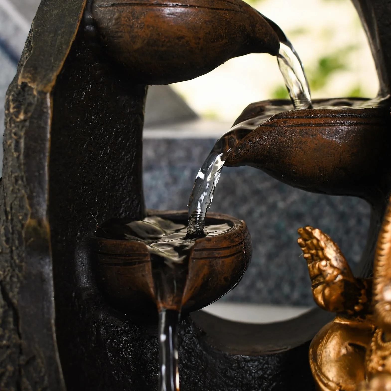 Budda Ganesh fontanna wewnętrzna z kolorowym światłem LED - dekoracja Feng Shui Zen - wspornik łóżka - wys. 40 cm - Mystic Zen'light
