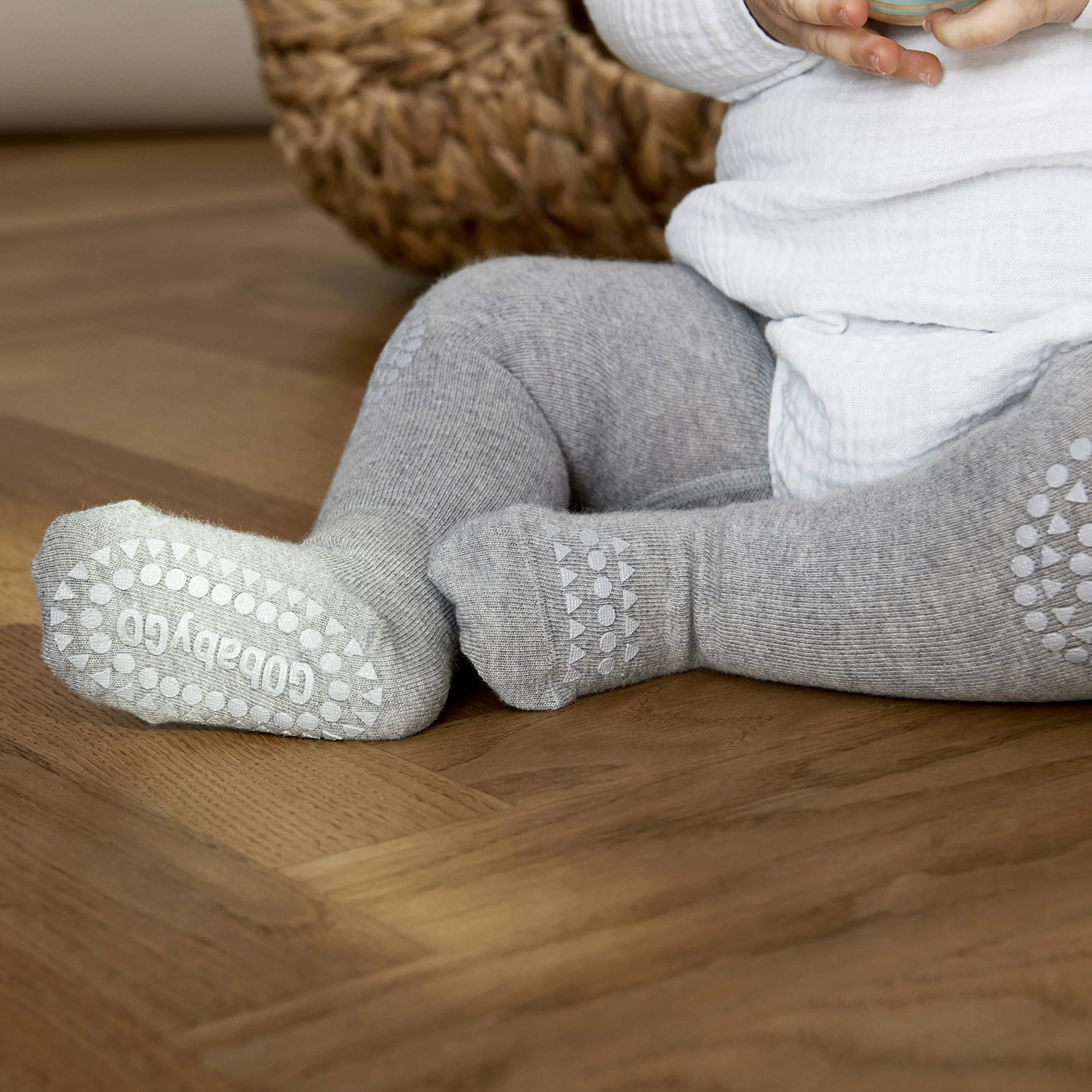 GoBabyGo Oryginalne antypoślizgowe rajstopy do raczkowania dla niemowląt | antypoślizgowe tworzywo ABS dla aktywnych dzieci w wieku raczkowym | stretch bawełniany | 6 – 12 m i 12 – 18 m | 11 kolorów
