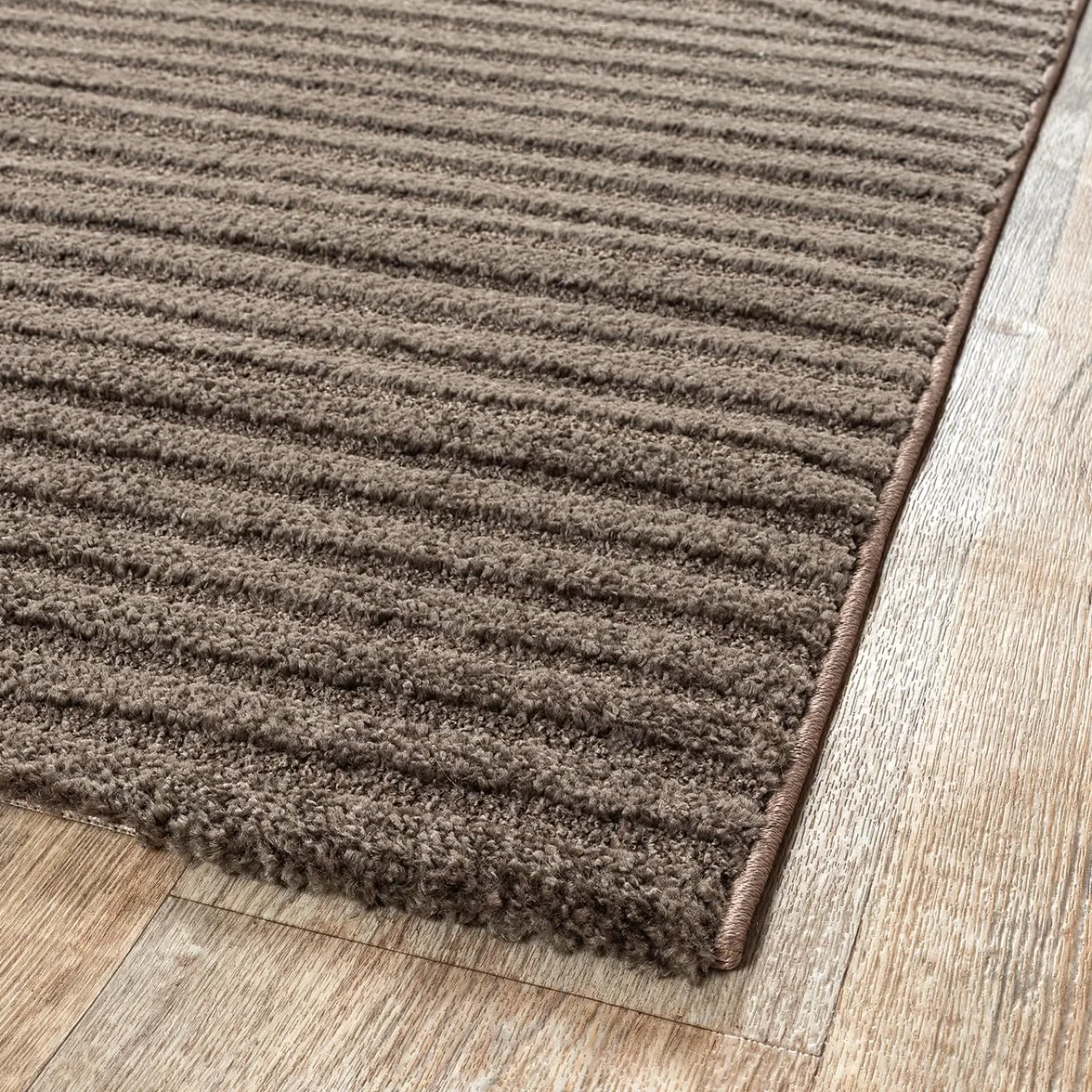 the carpet Everest Nowoczesny dywan z krótkim włosiem, do salonu, sypialni, z mocnym efektem głębi i efektem 3D, wysoka gęstość włosia, miękki w dotyku, wzór panglao, brązowy, 140 x 200 cm