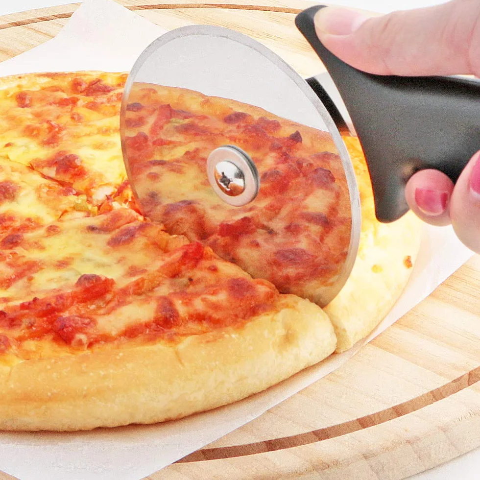 Asdirne Krajalnica do pizzy, ostrze ze stali nierdzewnej, czarna