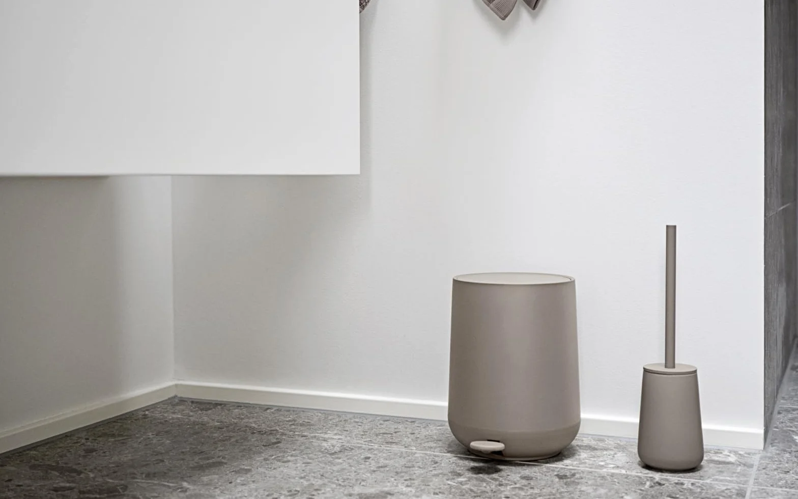 Zone Denmark Nova Kosz na pedał 20,5x23,5 cm 3 litr Taupe