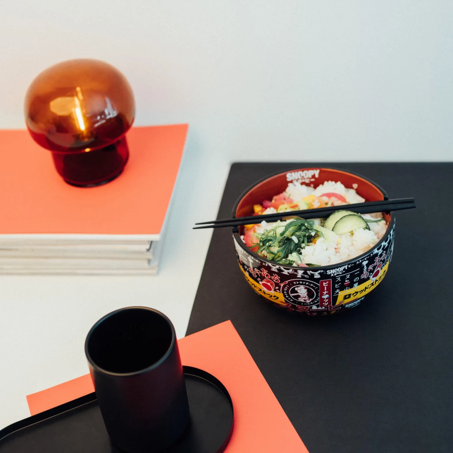 Grupo Erik Ramen Bowl Set With Chopsticks - Snoopy Gifts For Dog Lovers | 31.7 oz - 900 ml, 6.3 x 3.5 inches - 16 x 19 cm Noodle Bowl With Chopsticks