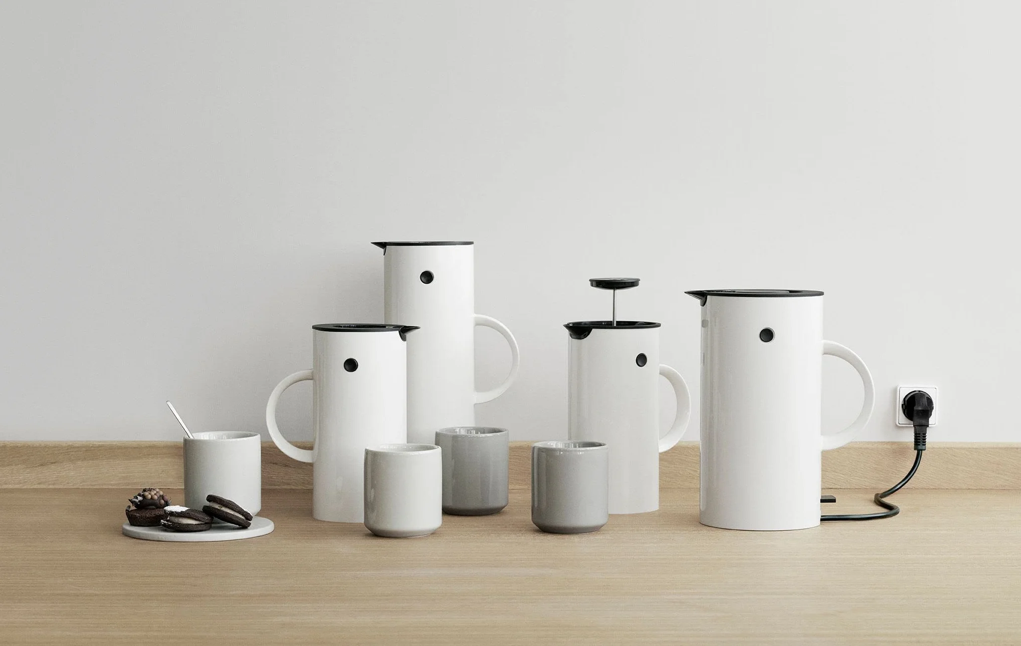 Stelton EM77 Dzbanek próżniowy izolowany z podwójnymi ściankami, szklaną wkładką, do kawy i herbaty