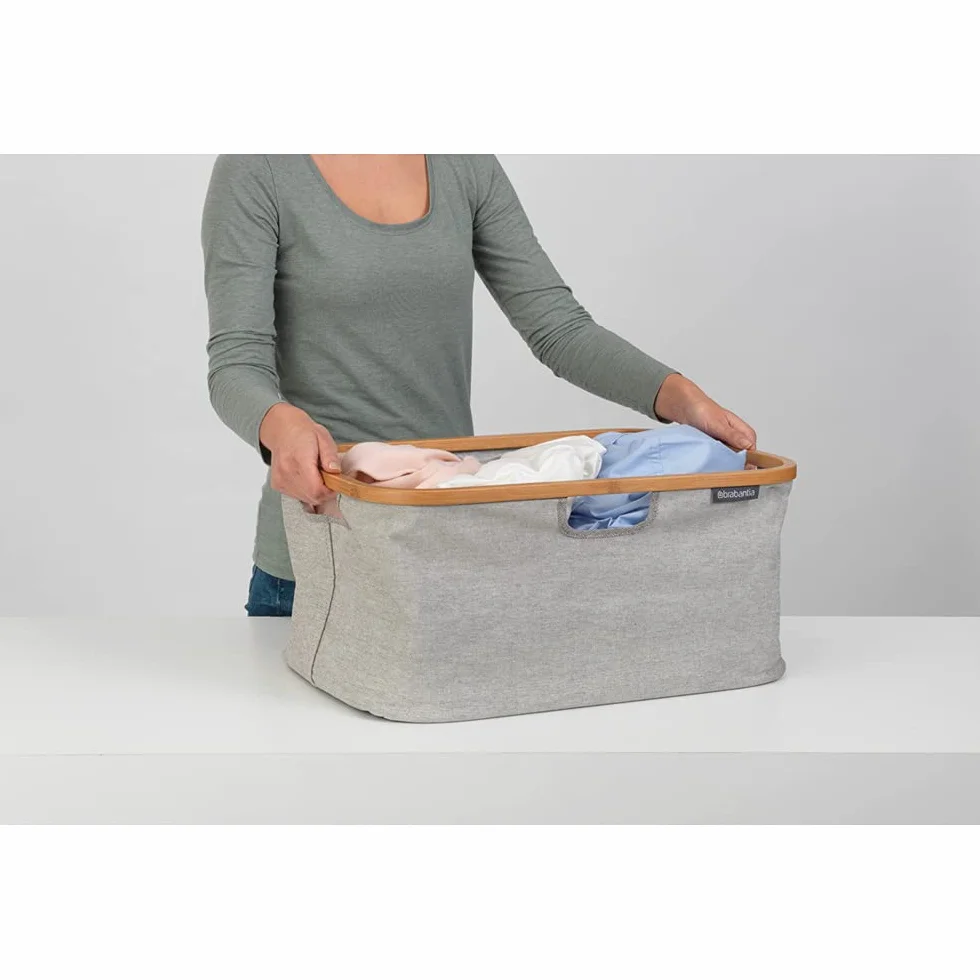 Brabantia - Składany kosz na pranie 45L - Wodoodporny kosz na mokre i suche pranie - Kosz do przechowywania ubrań i bielizny - Miękkie uchwyty - Grey/Bamboo