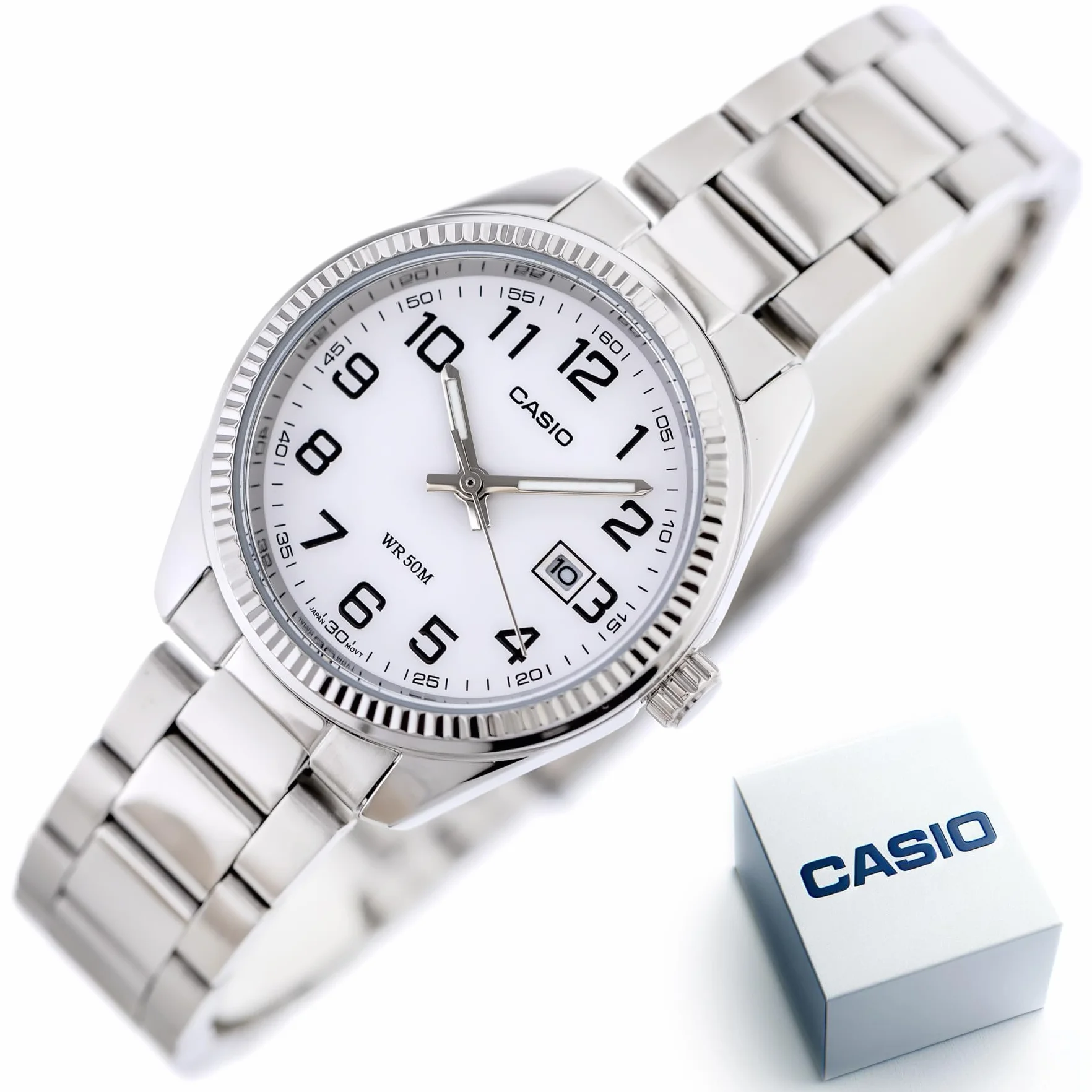 Casio damski analogowy kwarcowy zegarek na rękę ze stali nierdzewnej