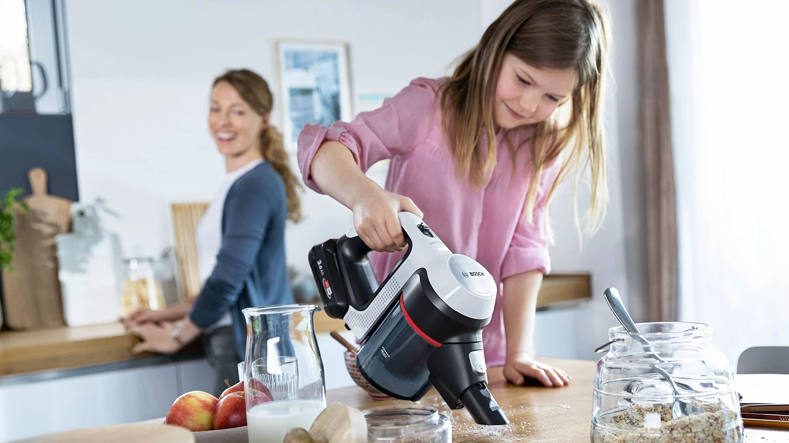 Bosch Electroménager Unlimited 7 Odkurzacz Pionowy Bezprzewodowy, Czarny/Biały, 711 W 18 V