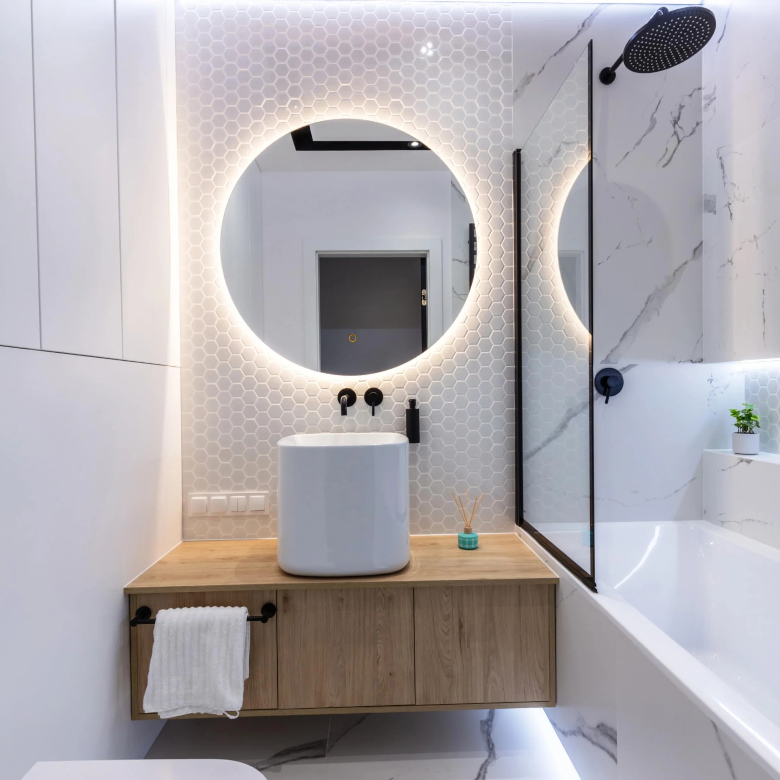 Okrągłe Lustro Ścienne LED z Panelem Dotykowym 3 Kolory Światła Kryształ 100x100x3cm