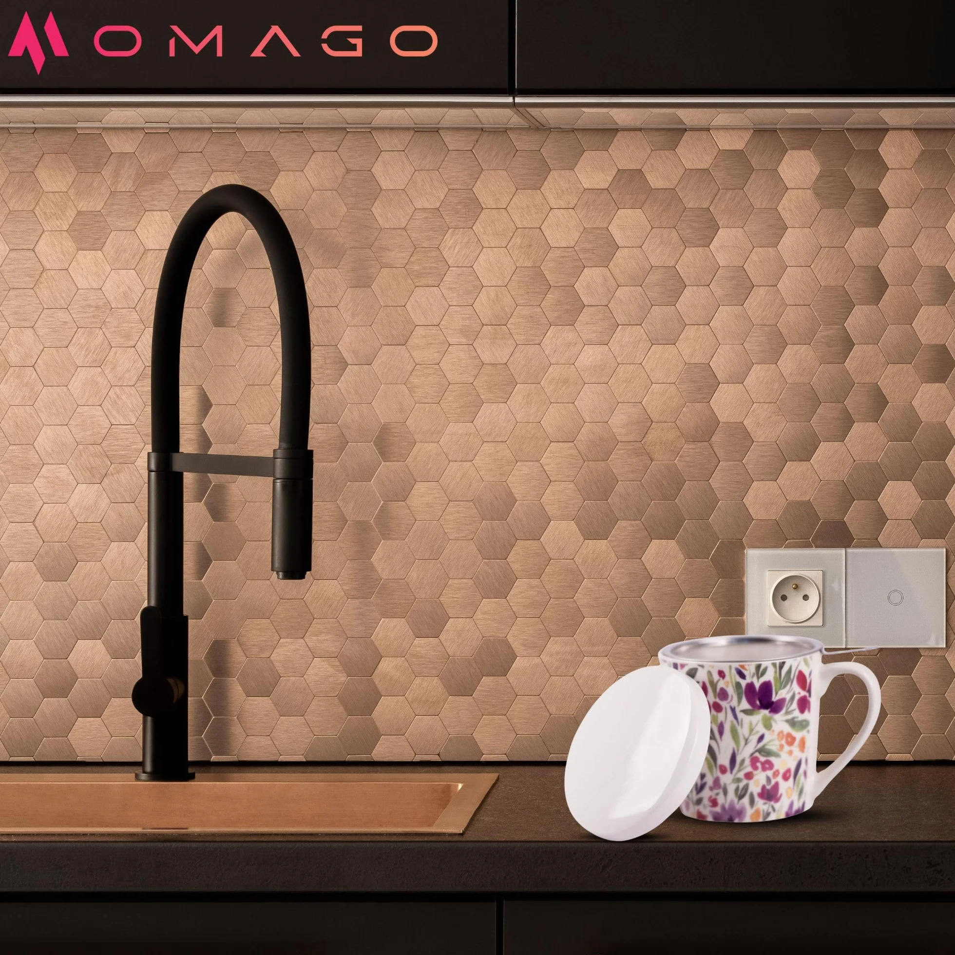 OMAGO Kubek porcelanowy z zaparzaczem do herbaty i przykrywką motyw kwiatów