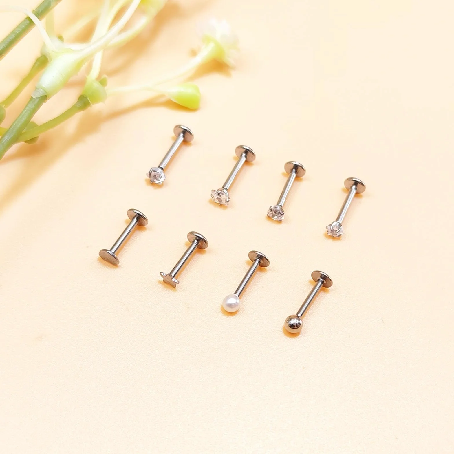8 szt. wargi labret sztyft 6-10 mm 16G płaski tył helix tragus chrząstka kolczyk