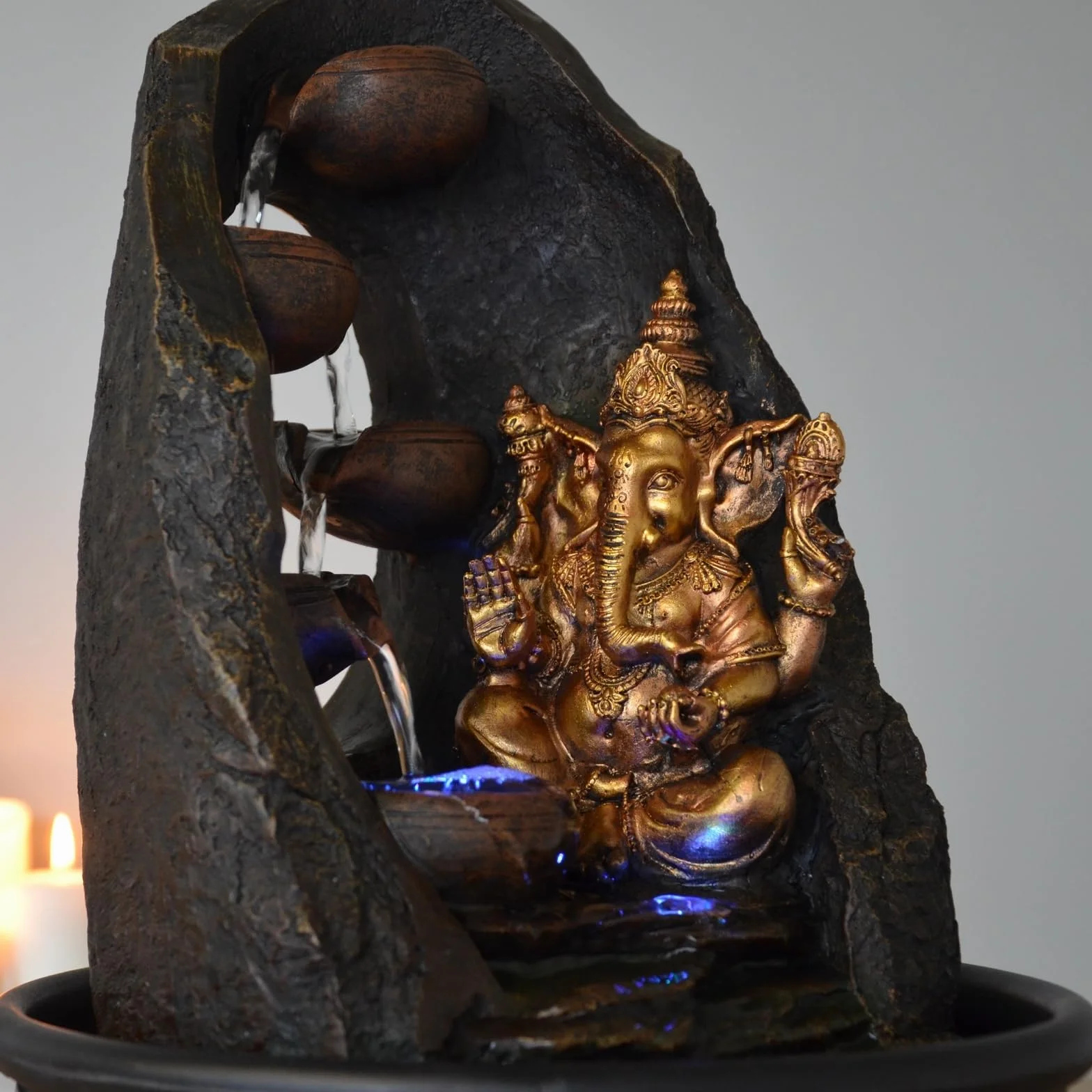 Budda Ganesh fontanna wewnętrzna z kolorowym światłem LED - dekoracja Feng Shui Zen - wspornik łóżka - wys. 40 cm - Mystic Zen'light