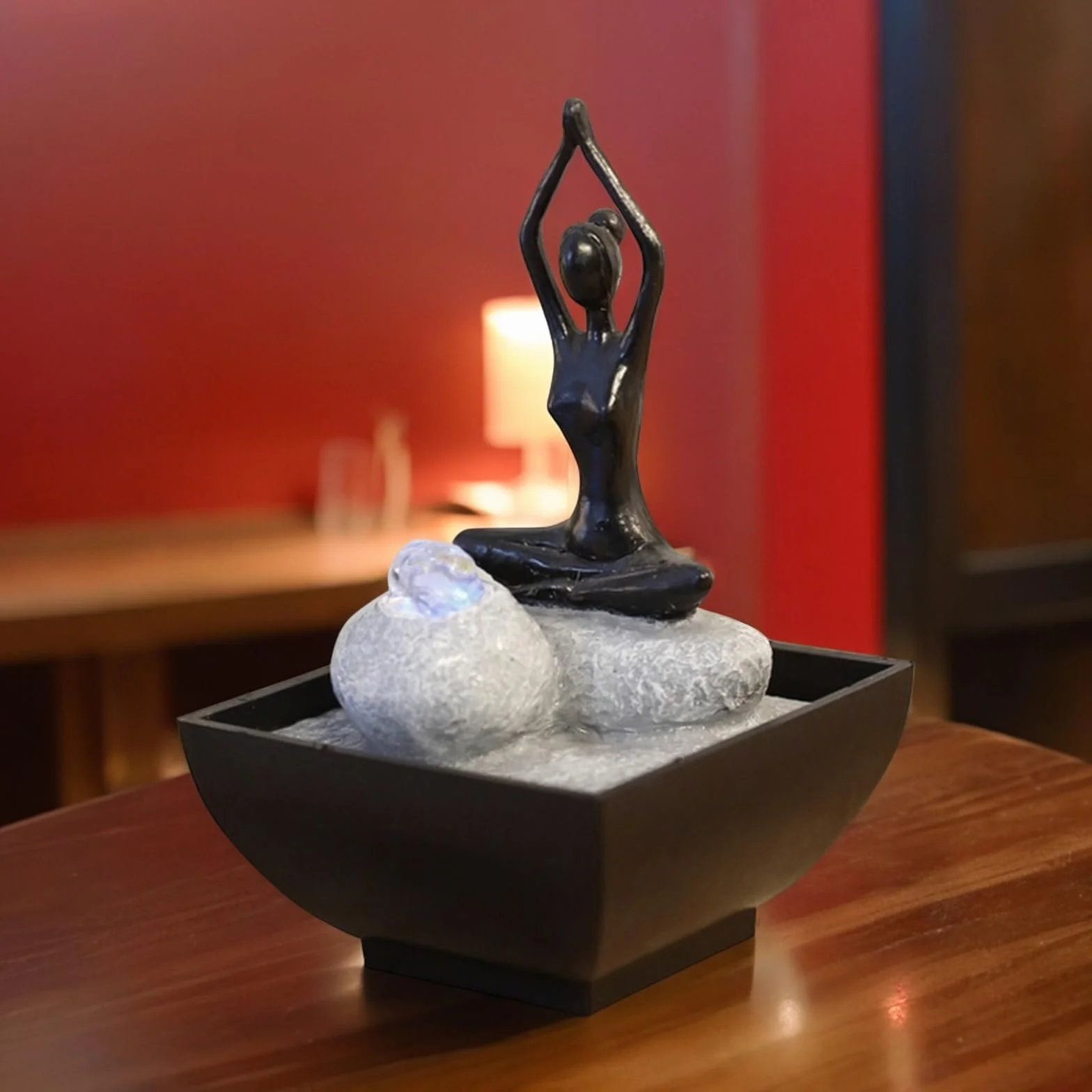 zen' Light yoga2 fontanna z żywicy poliestrowej, czarna, 12 x 12 x 17 cm