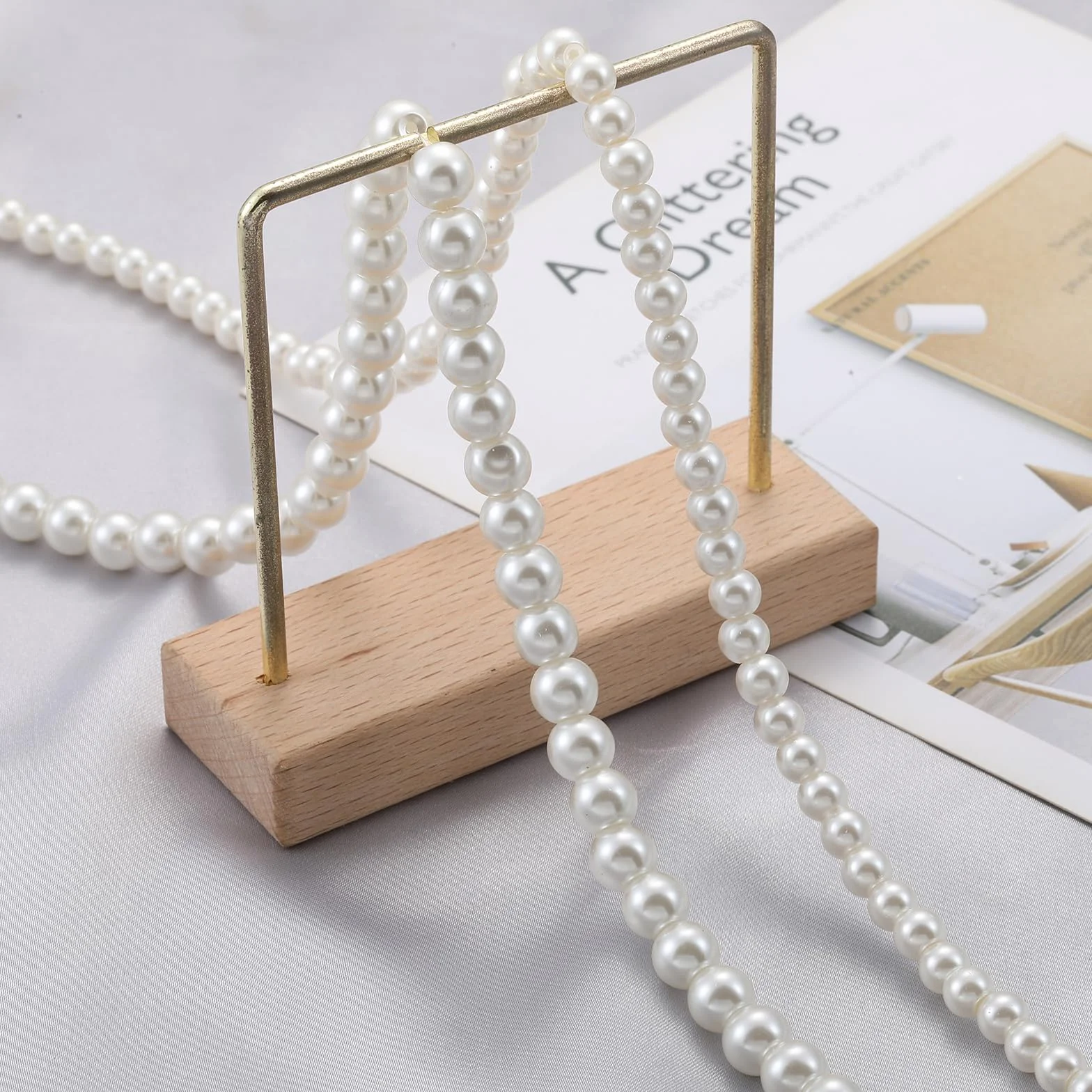 RWQIAN Naszyjnik z perłami dla mężczyzn i kobiet, 6 mm/8 mm, biały, sztuczny łańcuszek z koralików, sztuczny naszyjnik, 40–60 cm