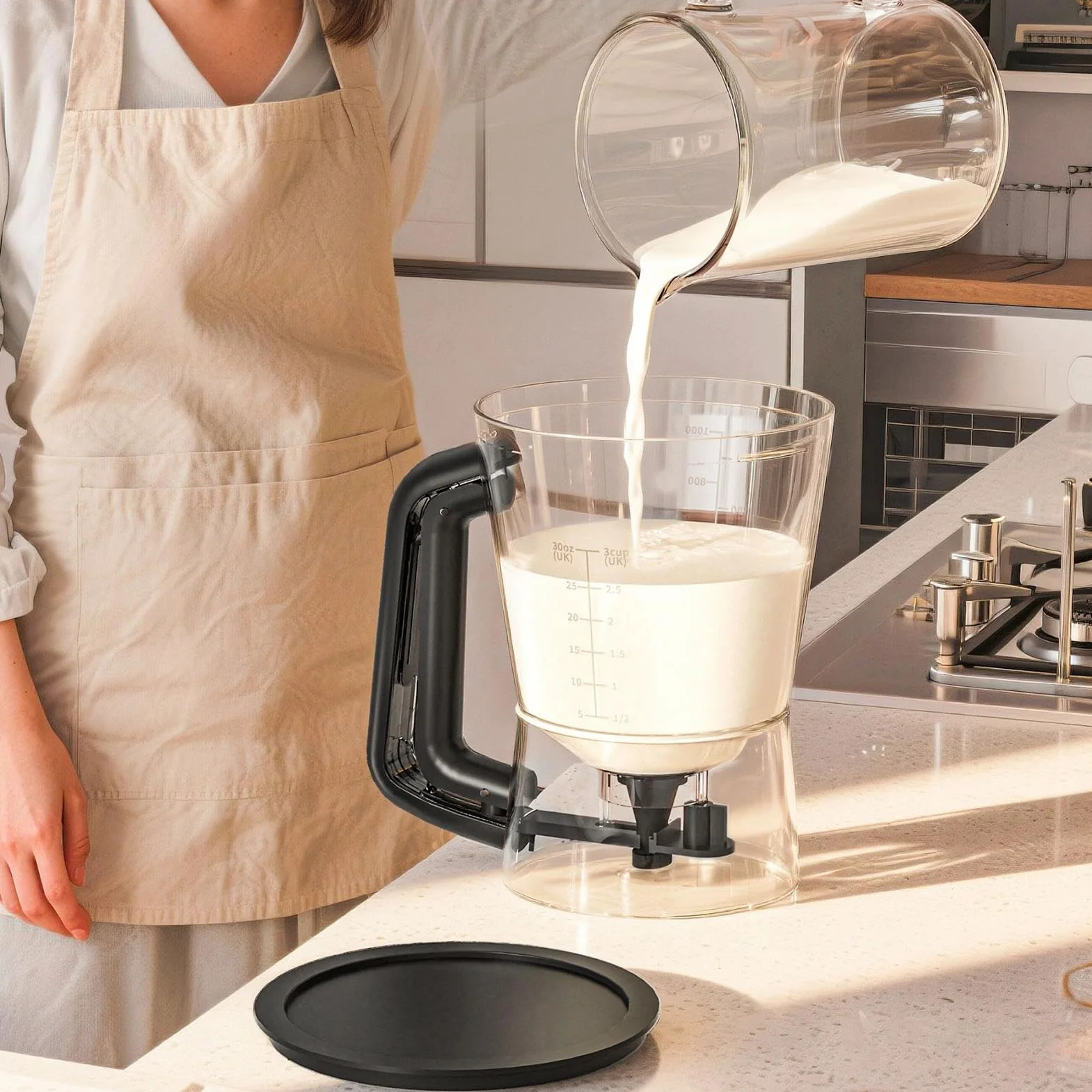 Pancake Batter Dispenser 1l Funnel Shape Handheld Shaker Cupcake Sauce Syrup Oil Condiment Cream Dressing Salad Butter Dispenser
