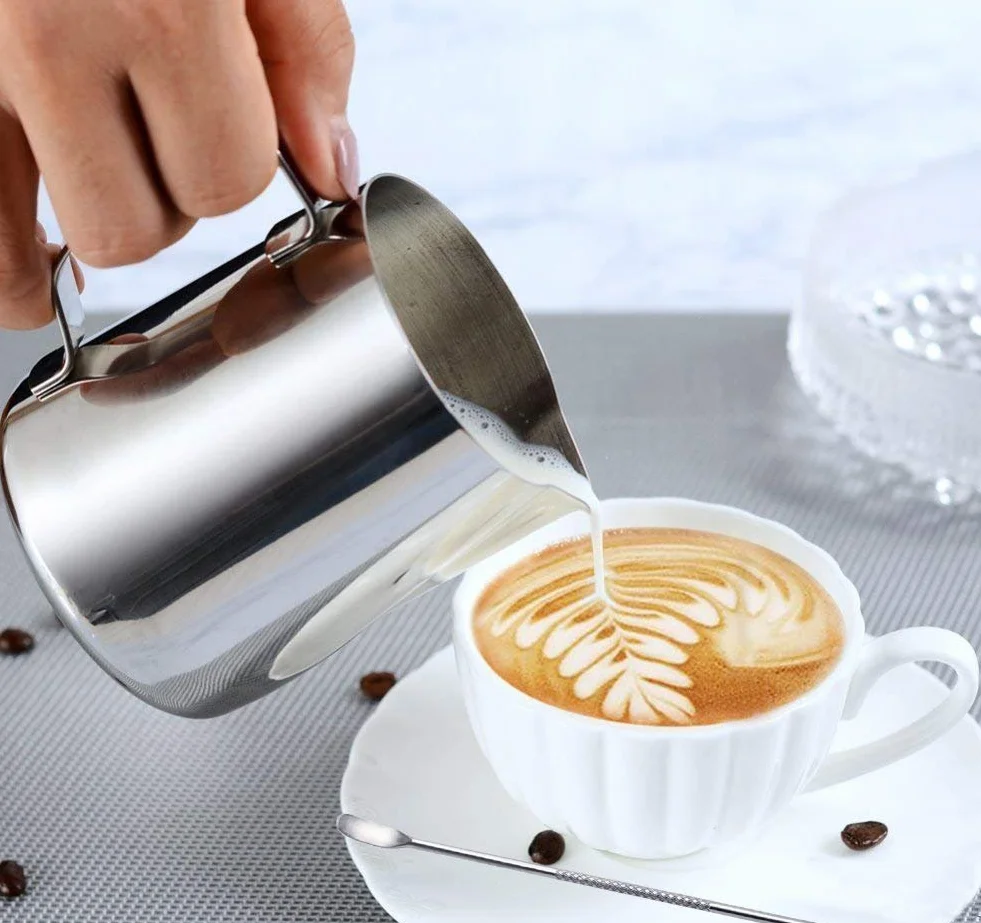 Voarge Dzbanek na mleko, 350 ml / 12 fl.oz. Dzbanek na mleko ze stali nierdzewnej, dzbanek do spieniania mleka do cappuccino i latte art, srebrny