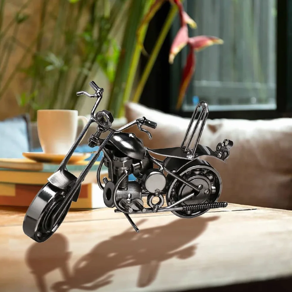 Dekoracyjny Motocykl Vintage Żelazna Rzeźba Metalowa Dekoracja Model Kolekcjonerski Prezent