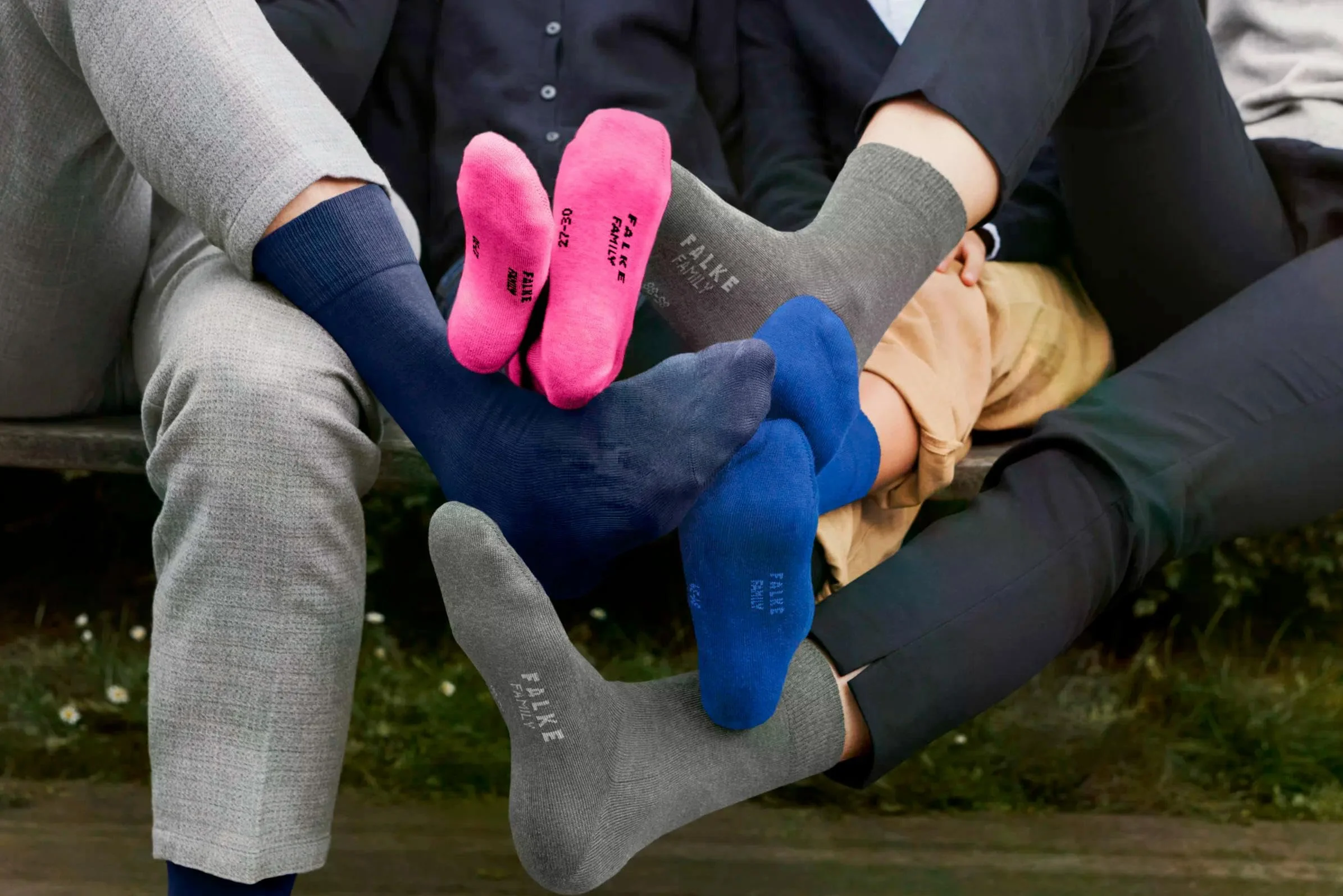 FALKE Uniseks - dzieci Skarpety Family K So bawełna jednokolorowe 1 Para, Czerwony Lipstick 8000, 31-34