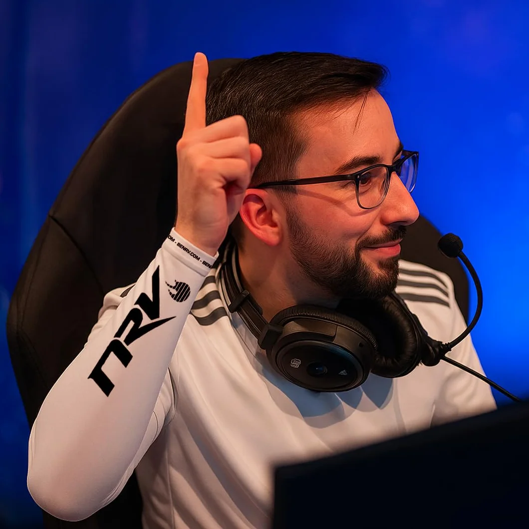 NRV Mankiet kompresyjny do gier e-sportowych (Edycja Camo) - zoptymalizuj swoją grę e-sportową w stylu kamuflażowym - profesjonalnie zaprojektowana - trwała, oddychająca i wolna od tarcia
