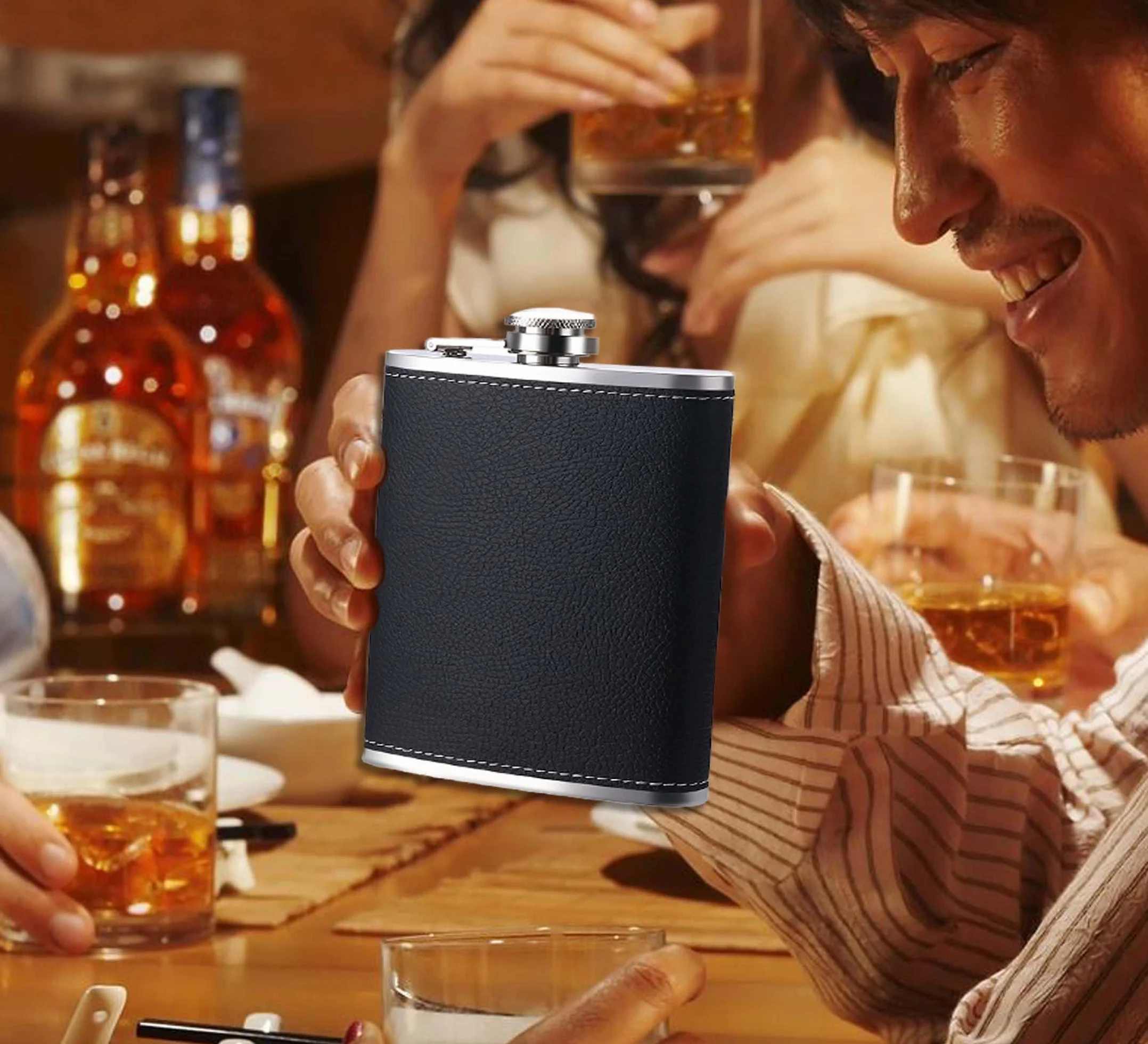 RUIXUE Kieszonkowa piersiówka ze stali nierdzewnej 200 ml z 2 filiżankami i 1 lejkiem do whisky