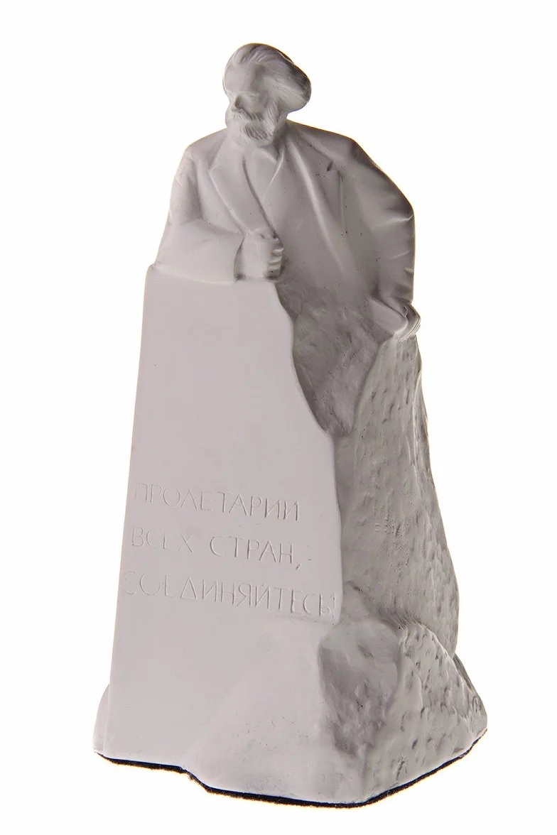 Karol Marks marmurowa statuetka popiersie rzeźba 14,5 cm