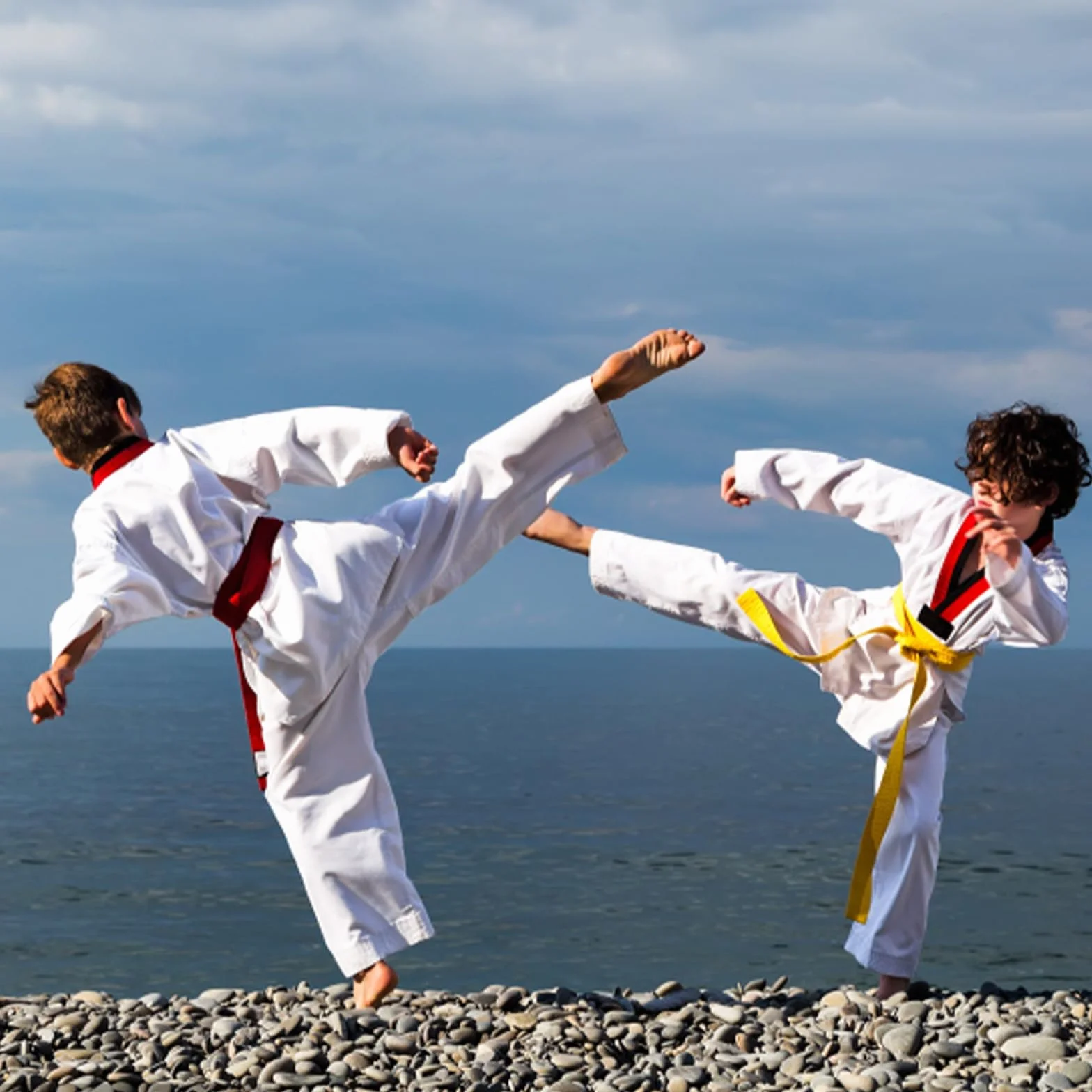 2 szt. sztuk walki Taekwondo Pasy do Karate, 260 cm Pas sportowy do Judo i Taekwondo, bawełniany pasek karate dla dzieci dorosłych, profesjonalny pas Taekwondo żółty