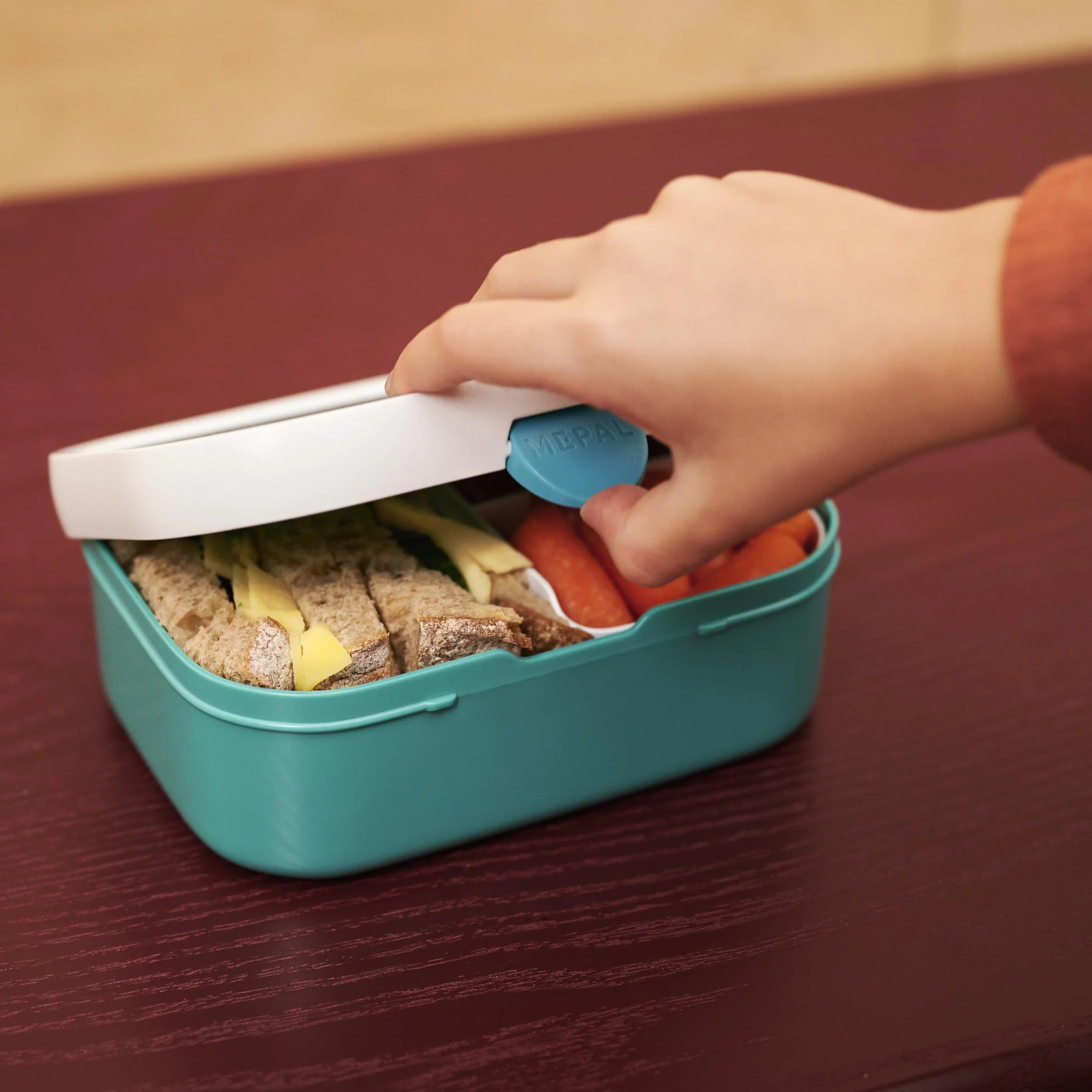 Mepal Pudełko na Lunch dla Dzieci Bento 750 Ml Bez Bpa Mała Farma