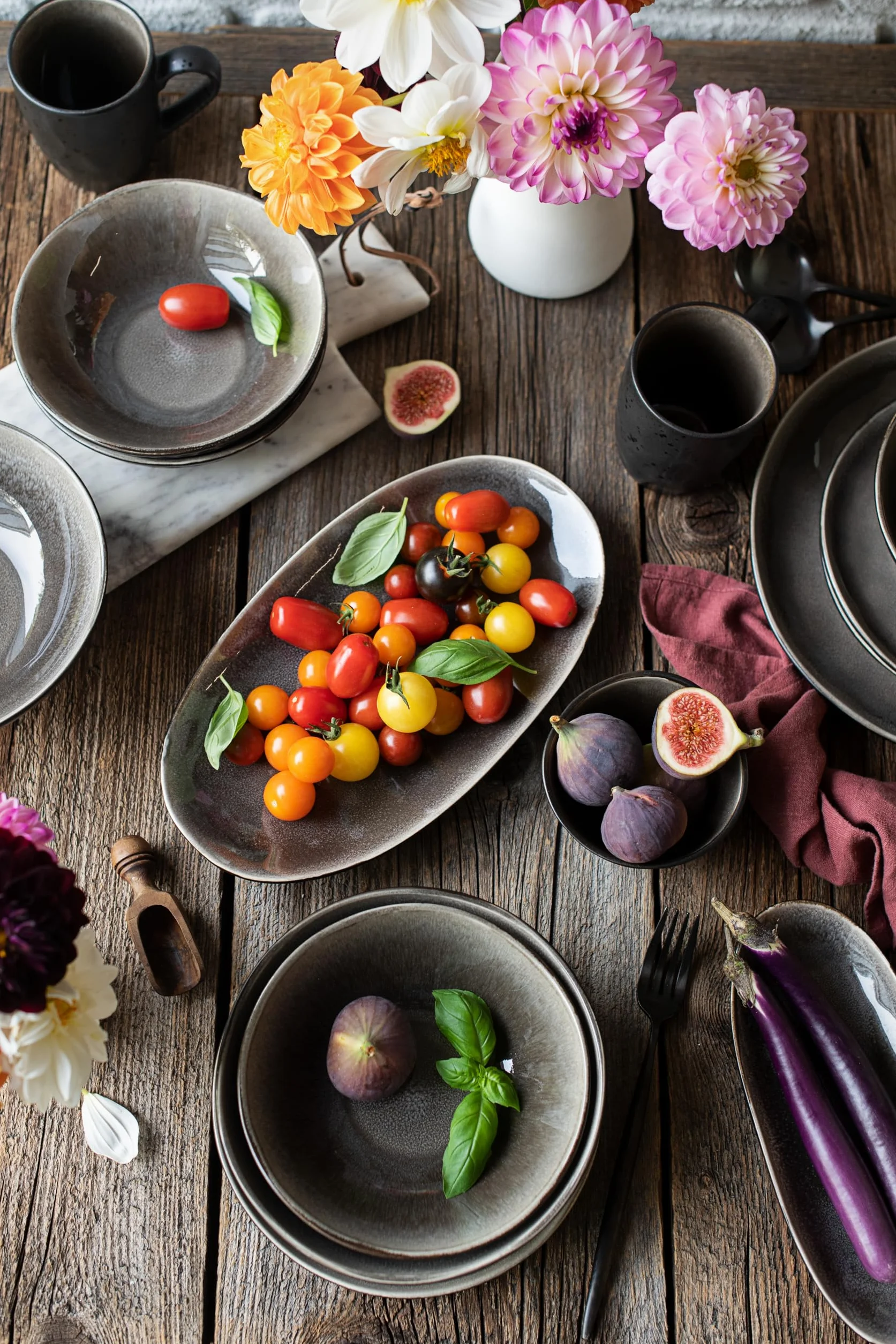 MÄSER Niara Organic 16-częściowy zestaw naczyń dla 4 osób kamionka czarny brązowy
