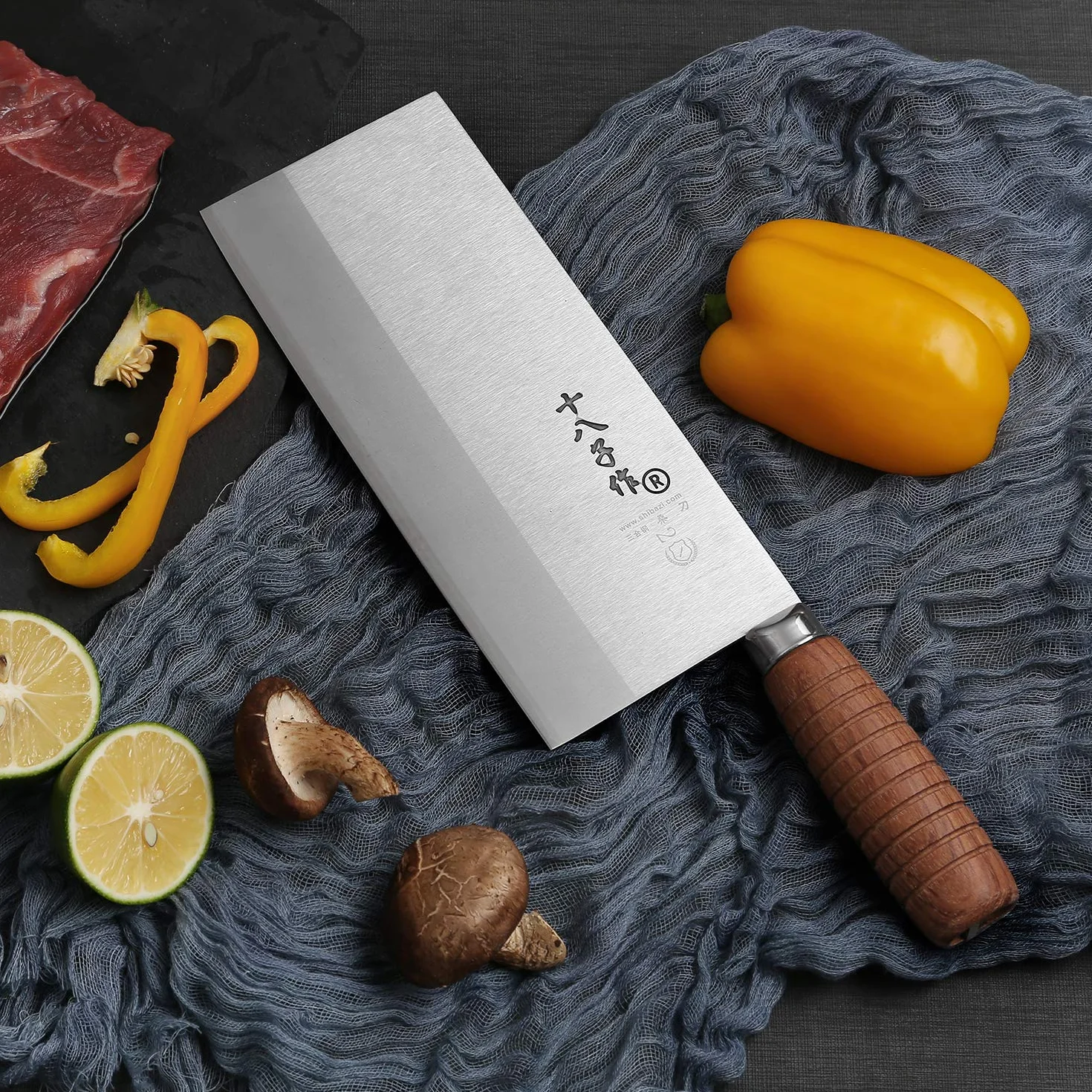 SHI BA ZI ZUO 8-inch Kitchen Knife Chef Knife Stainless Steel Vegetable Knife Non-stick Blade with Wooden Handle