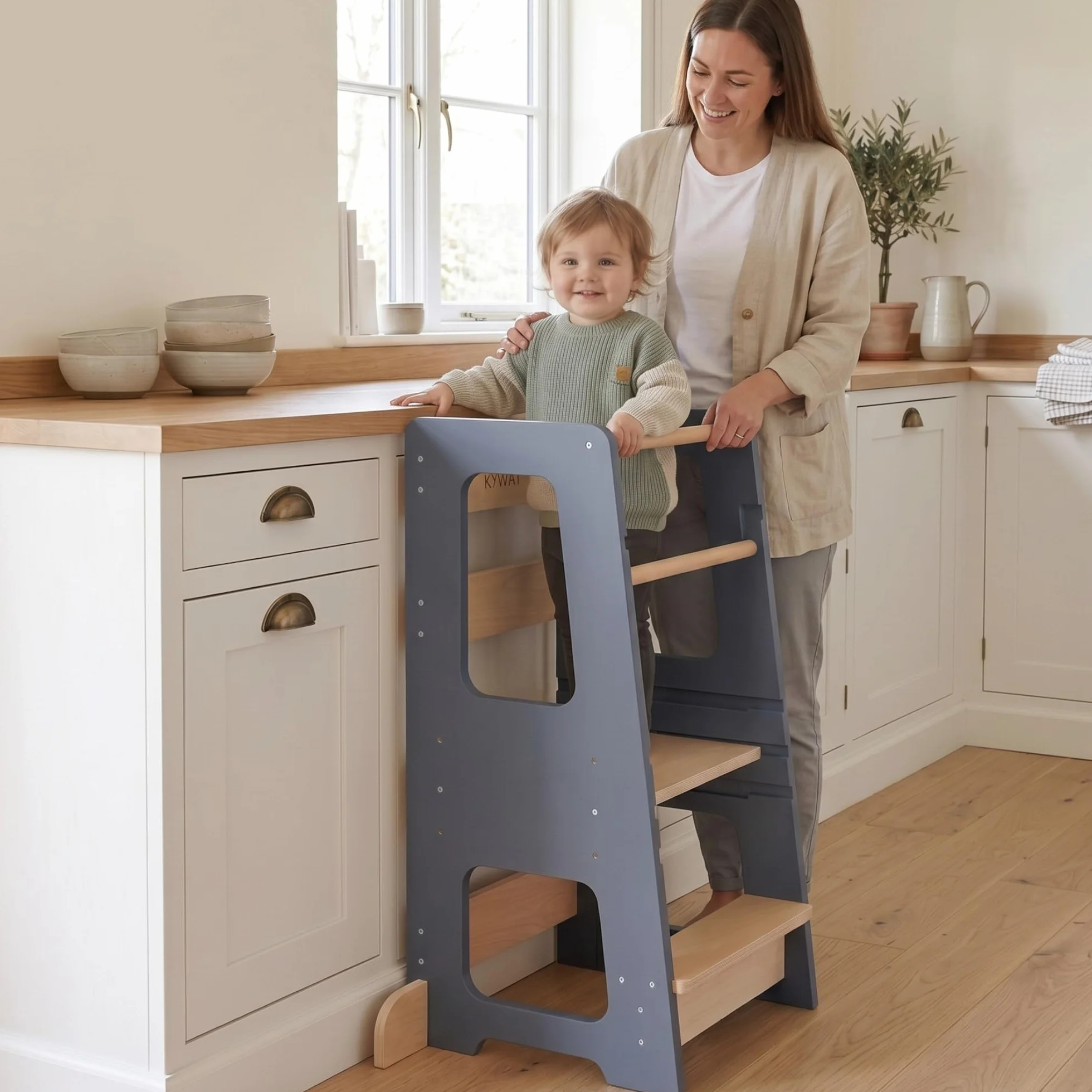 Taboret kuchenny dla maluchów, wieża kuchenna dla maluchów, stołek dla dzieci, design Montessori, regulowany do 3 wysokości z podwójną szyną bezpieczeństwa - od marki zajmującej się sadzeniem