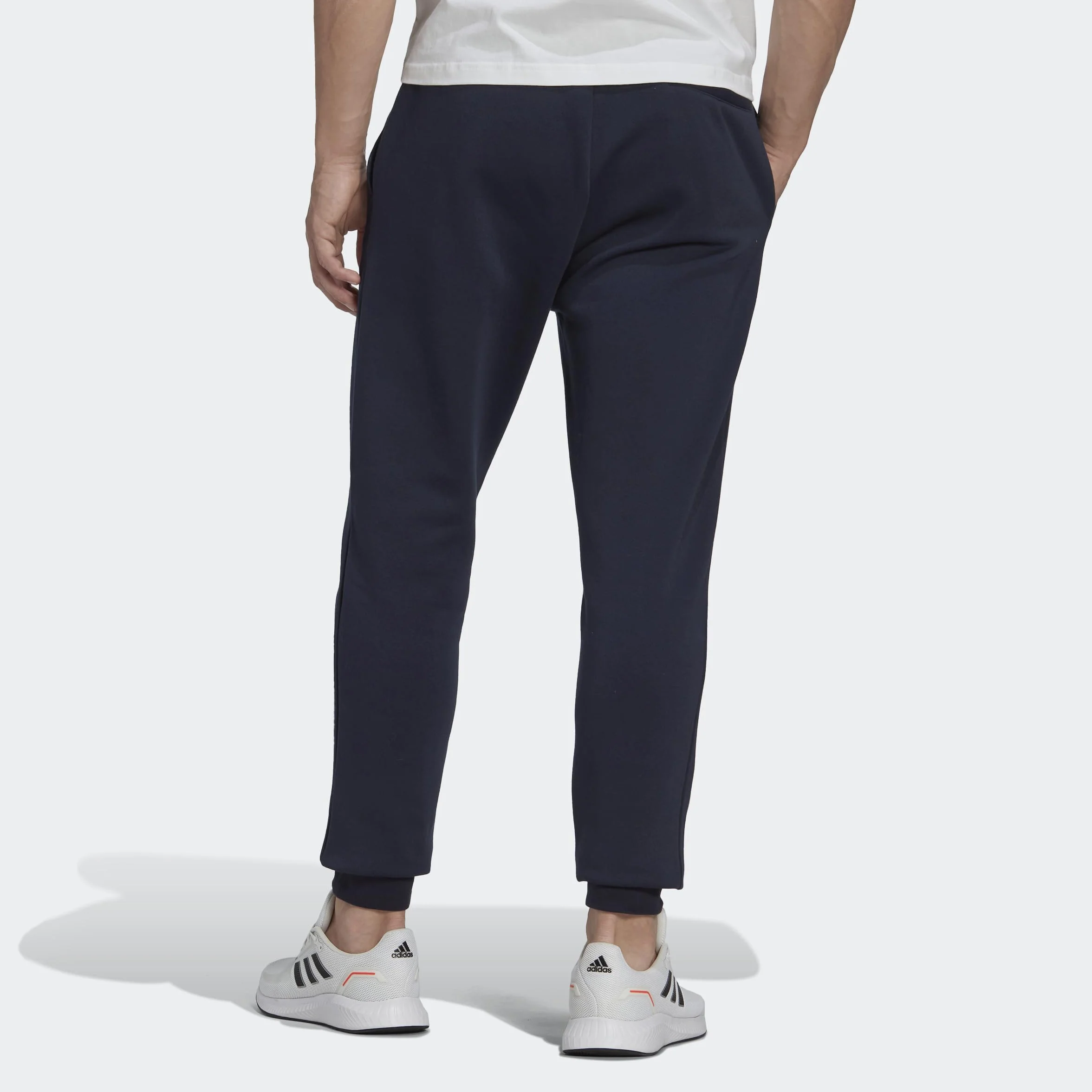 adidas Essentials Fleece Regular Tapered Pants - Spodnie Sportowe Mężczyźni