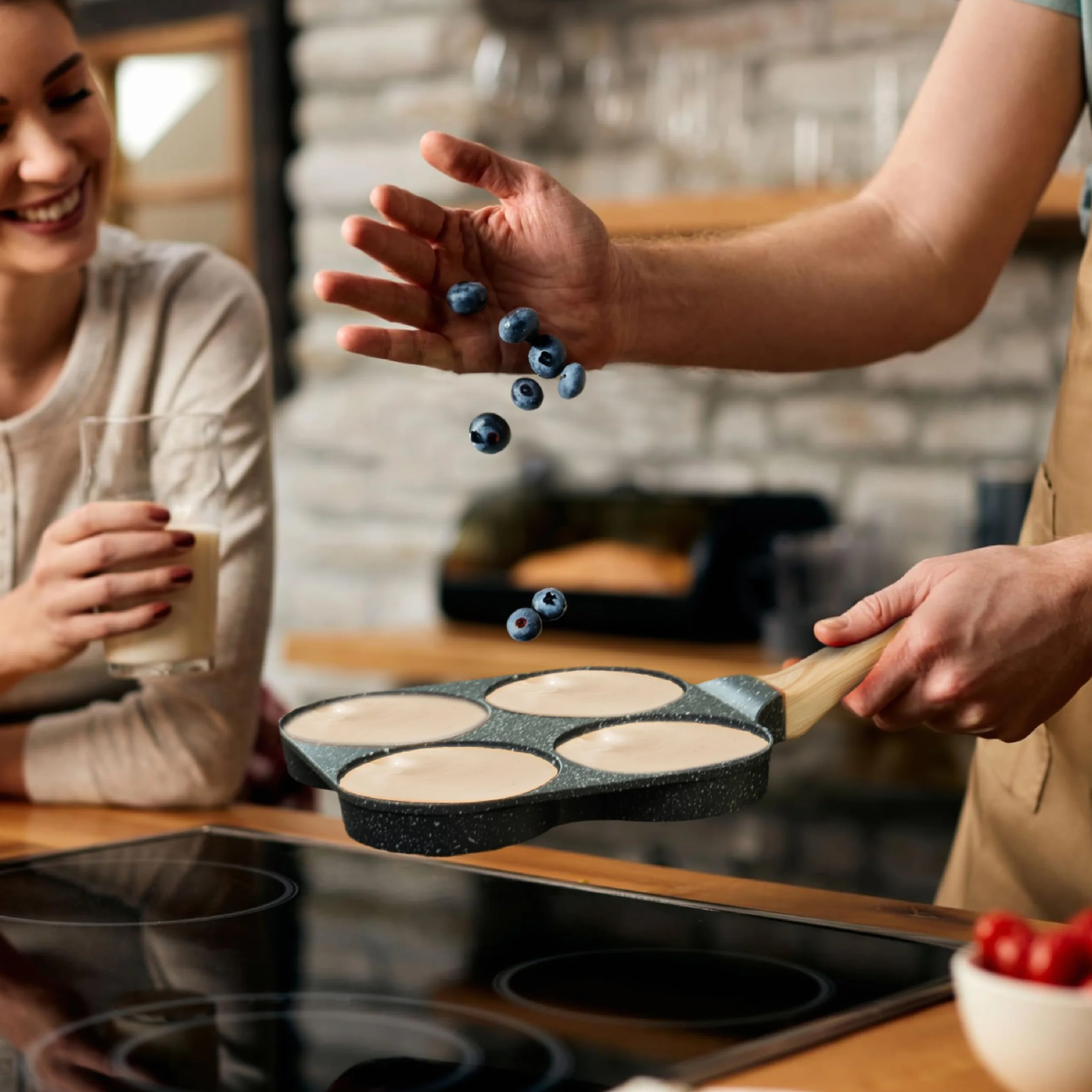 joeji's Kitchen 4 pierścienie do jajek mini patelnia do naleśników nieprzywierająca indukcyjna uchwyt bakelitowy