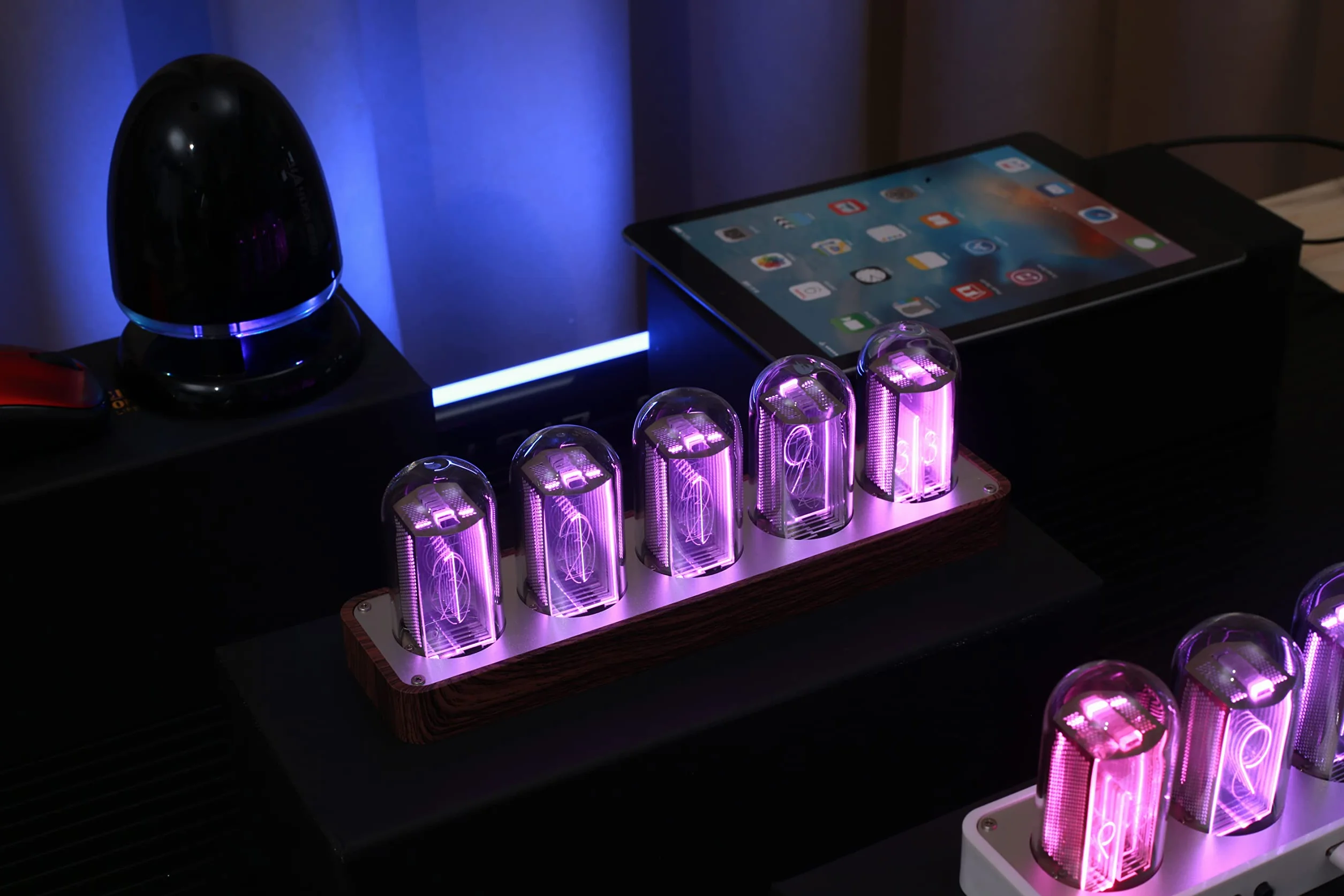 Nixie Tube Zegar elektroniczny LED retro drewniany budzik USB dekoracja domu 5 RGB