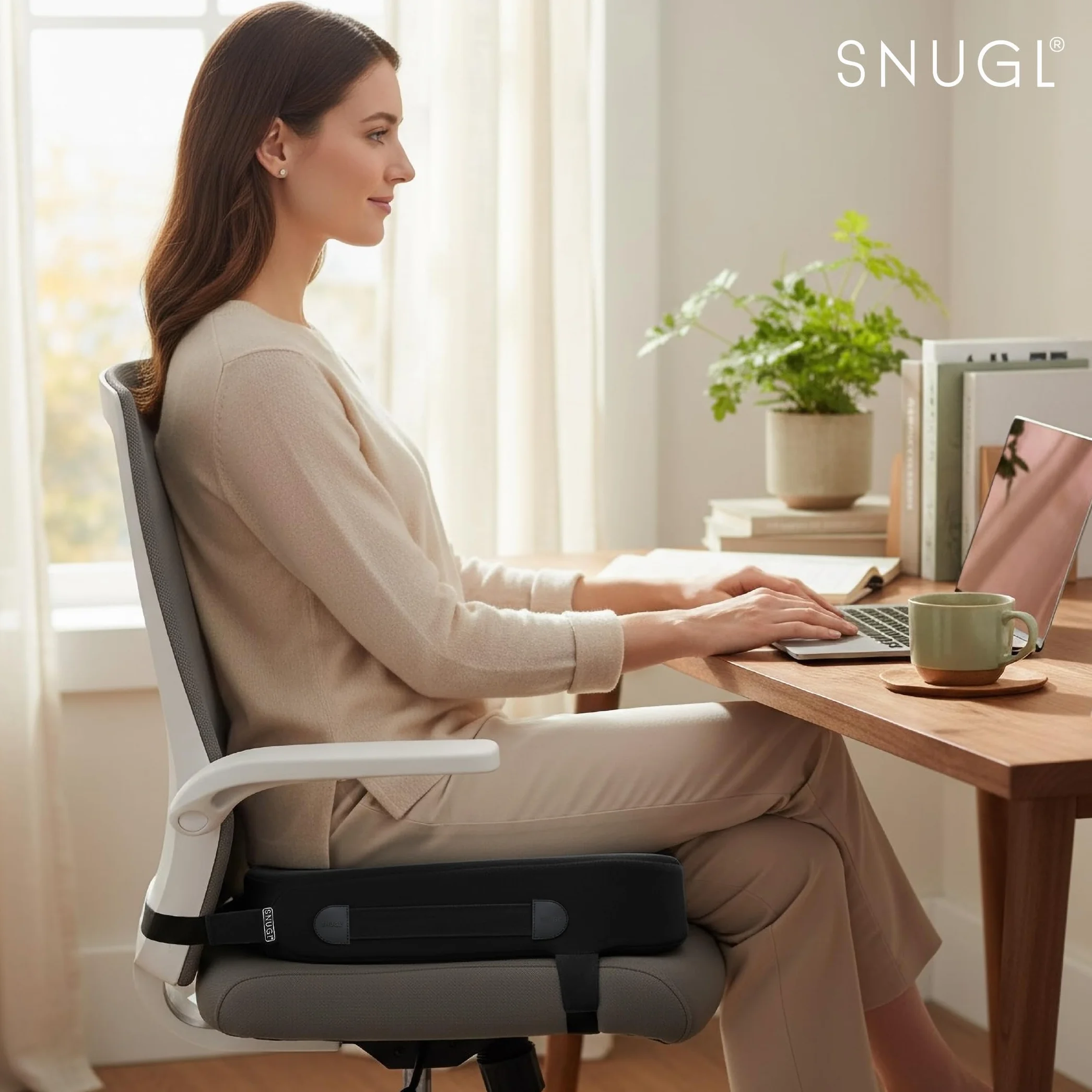 SNUGL Poduszka Ortopedyczna na Kość Ogonową Pianka Memory Ergonomiczna Poduszka na Krzesło Biurowe Fotel Samochodowy Wózek Inwalidzki Gamingowy Wsparcie Pleców Komfort Siedzenia
