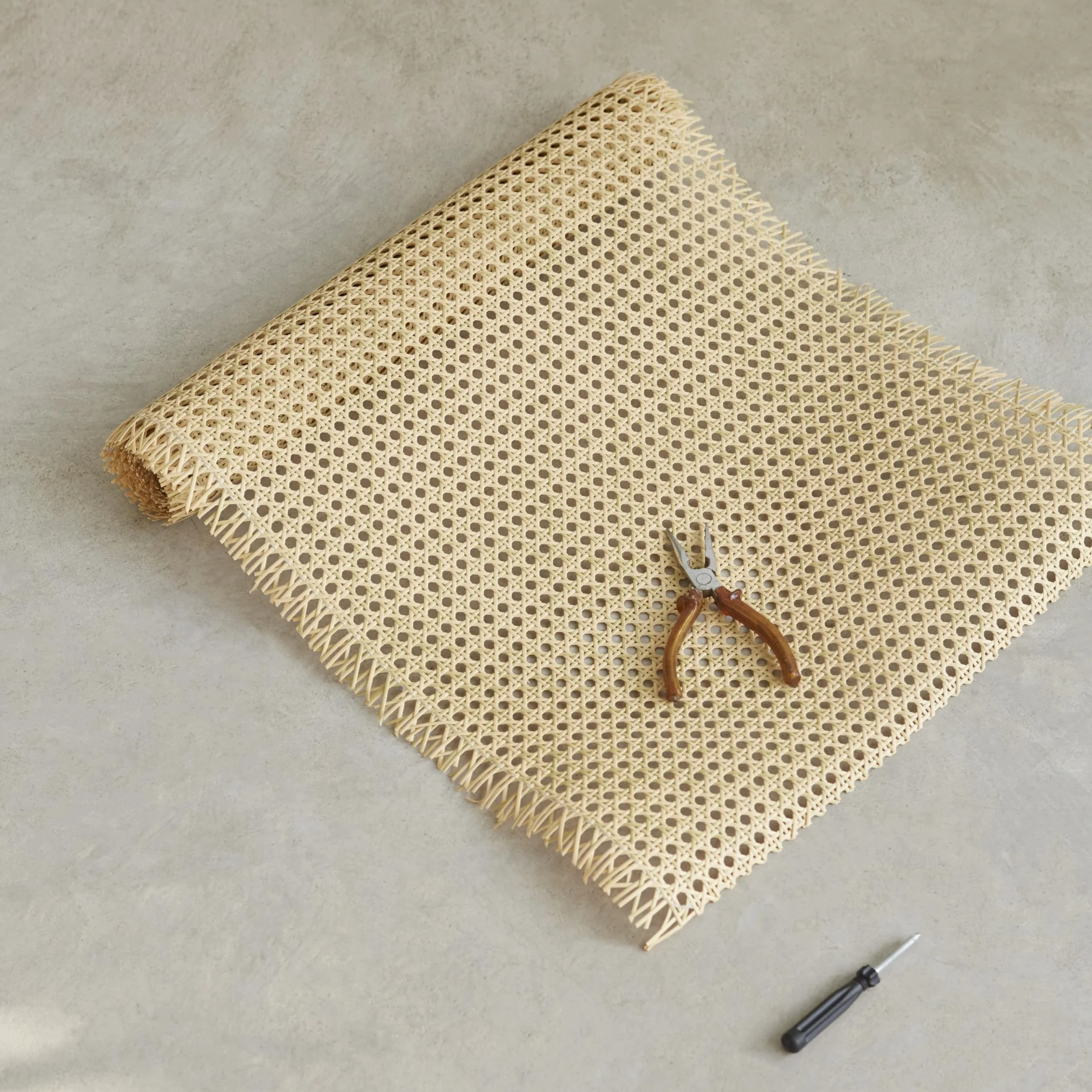 Rattanowa siatka pleciona 60 x 100 cm Natural Goods Berlin do projektów DIY