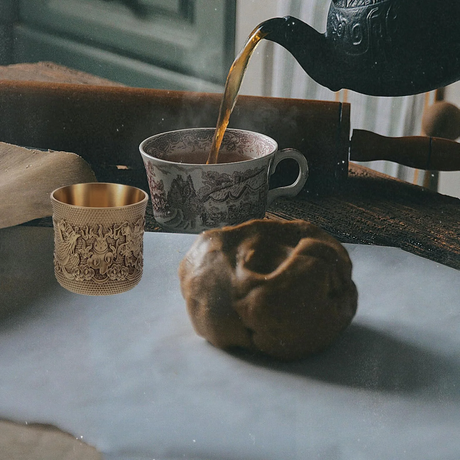 PRETYZOOM Mosiężny kubek miedziany kubek do herbaty z miedzi retro dekoracja biurowa vintage wystrój mieszkania w stylu retro antyczny kubek kieliszek do wina mały