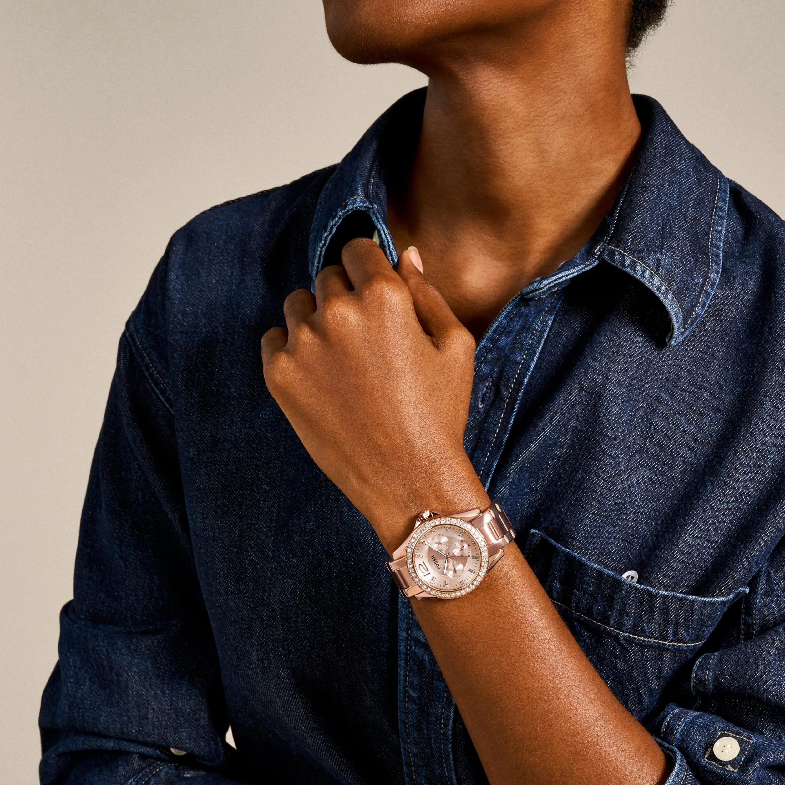 Fossil Riley Zegarek dla kobiet, chronograf z paskiem ze stali nierdzewnej lub skóry