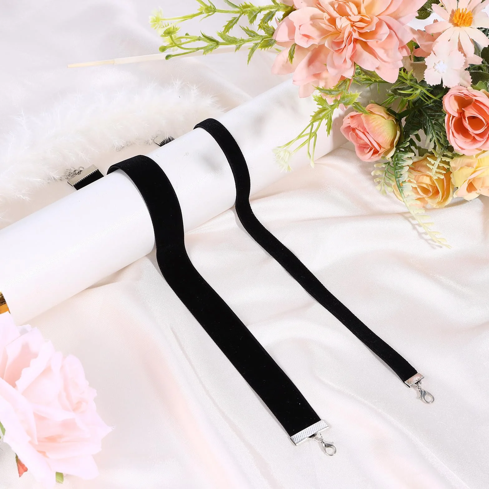 Gjinxi Zestaw czarnych naszyjników typu choker, gotycki czarny aksamitny naszyjnik typu choker, dla kobiet, prezenty urodzinowe, biżuteria na Halloween, cosplay, 2 szt