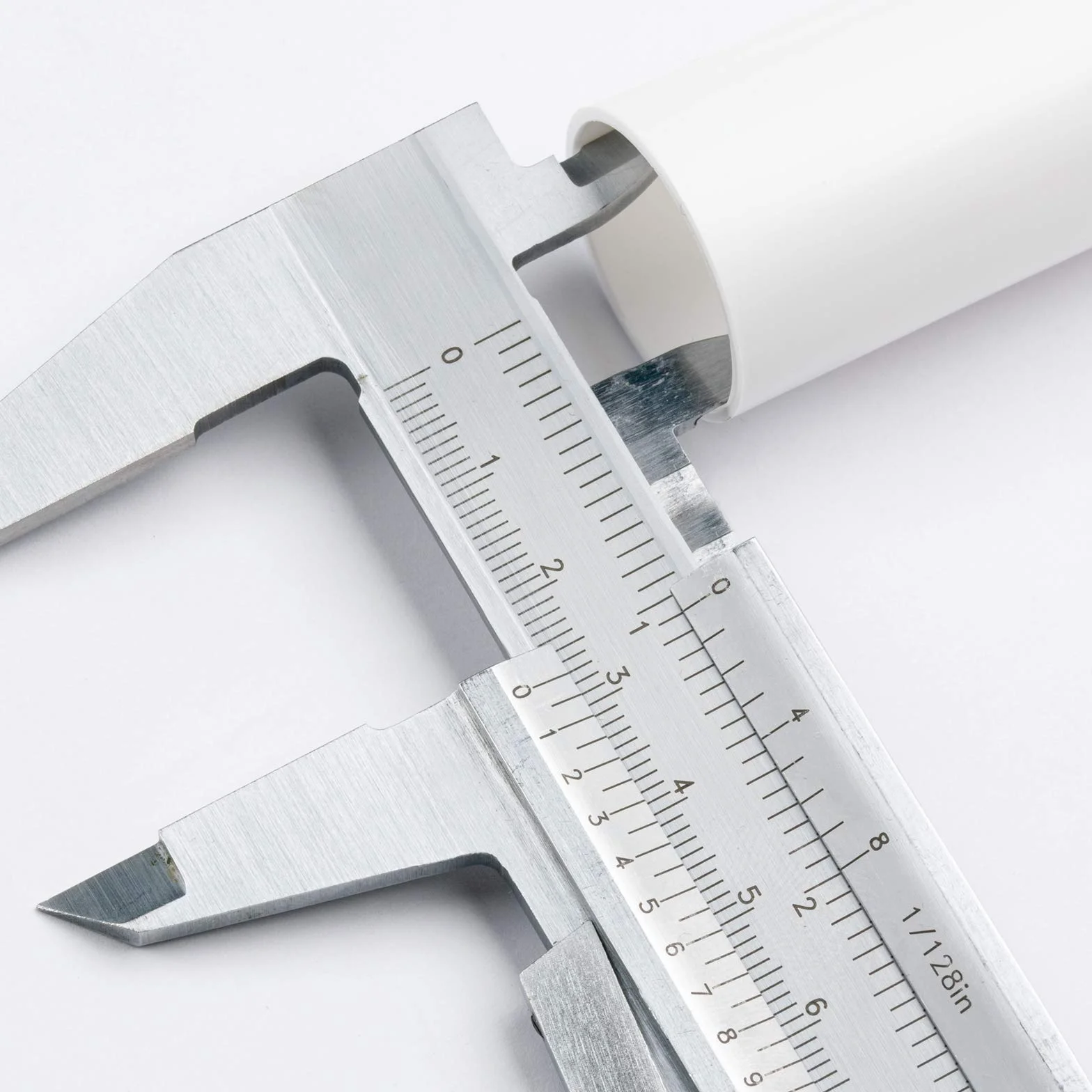 Tuleja świecy 29 x 105 mm biała z kroplami 5 sztuk do kryształowego żyrandola LED