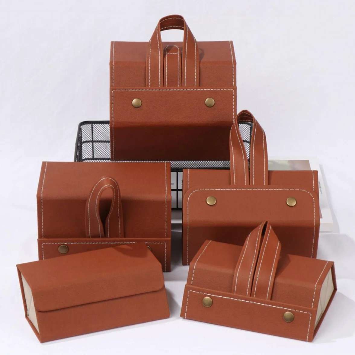Etui na okulary, przenośne etui na okulary, 2/3/4/5/6 multi-slot przenośny organizer na okulary multi-slot wyświetlacz do przechowywania okularów podróżne składane okulary przeciwsłoneczne PU skórzany