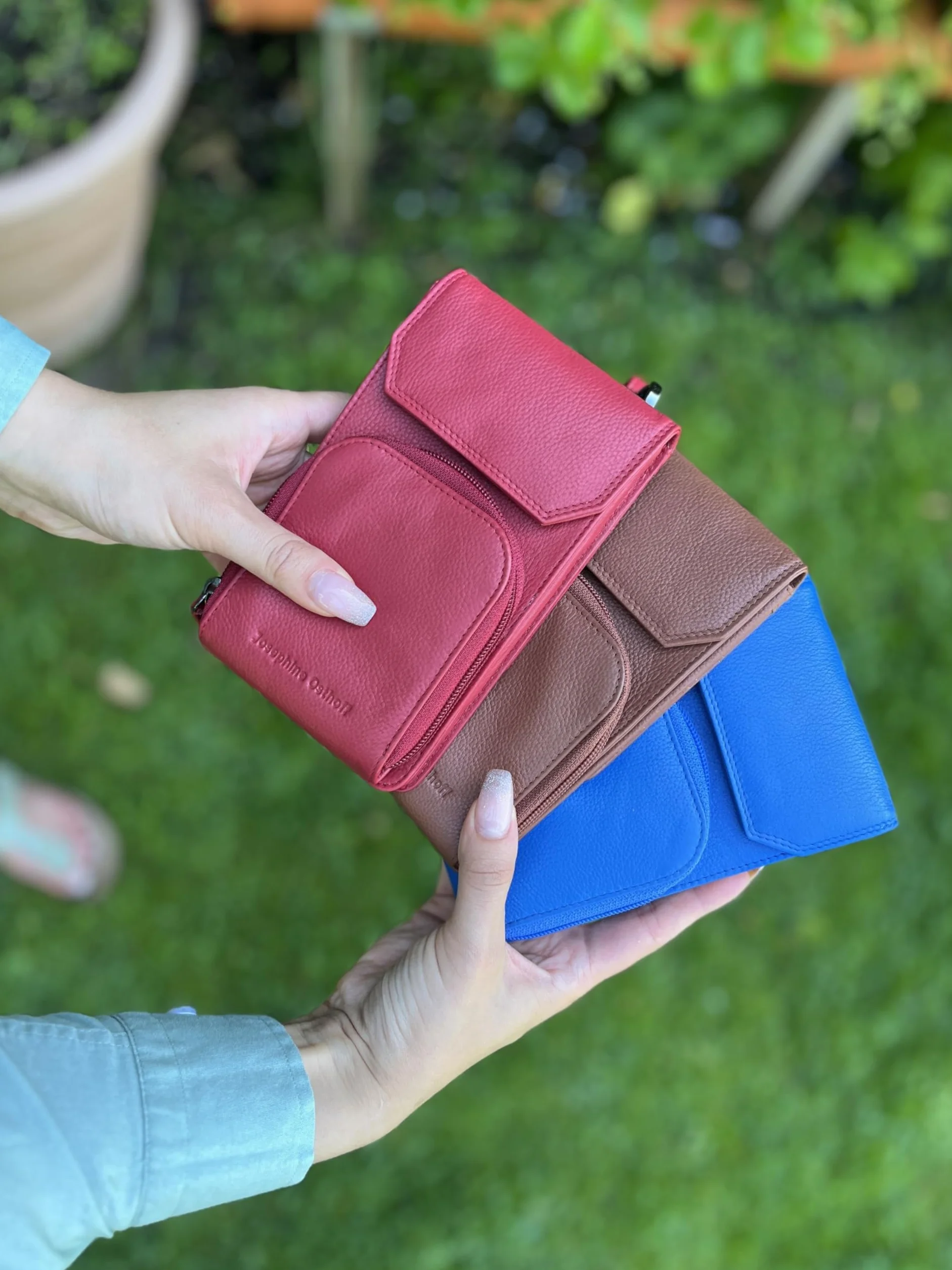 Torebka na telefon komórkowy do zawieszenia damska mała, prawdziwa skóra, torba na ramię na telefon komórkowy, smartfon, torba z ochroną RFID, zamek błyskawiczny Crossbody (100), czarny, 17 x 10 x 4 cm