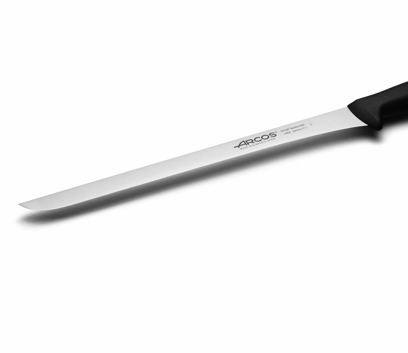 ARCOS Nóż do krojenia/nóż do szynki 28 cm ze stali nierdzewnej azotu i ostrze 280 mm. Bardzo przydatne naczynie idealne do precyzyjnego cięcia kawałków szynki. Seria Menorca. Kolor czarny
