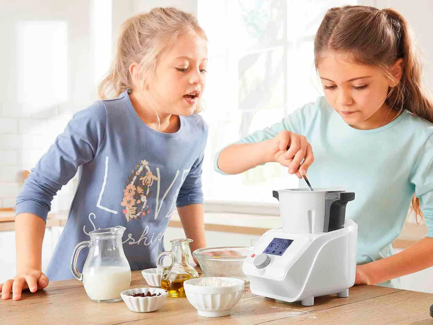 Monsieur Mini robot kuchenny dla dzieci z miską, parowarem, blenderem