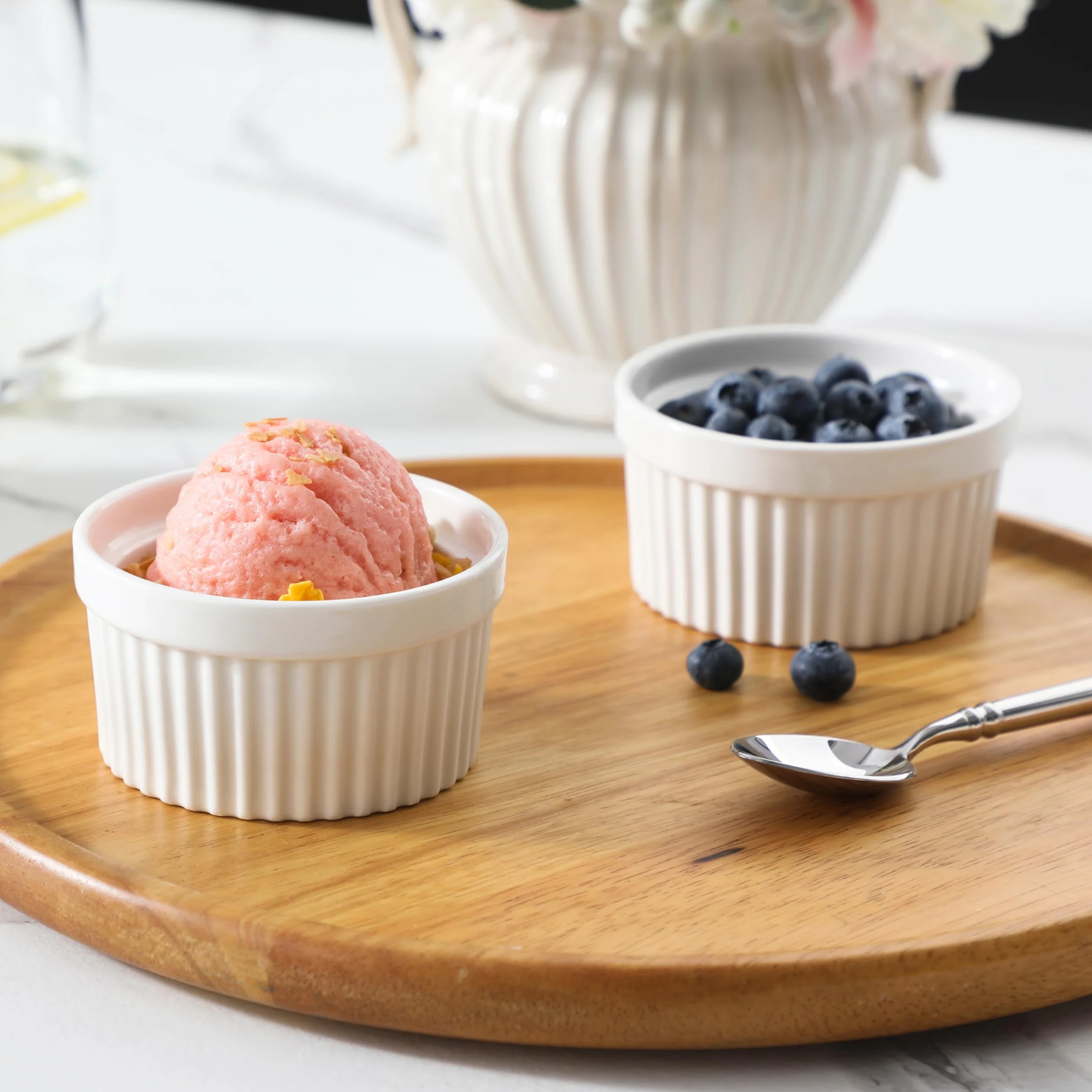 MALACASA Seria Ramekin zestaw 6 miseczek do sufletu 140 ml odporne na piekarnik 8,8 x 4,9 cm białe