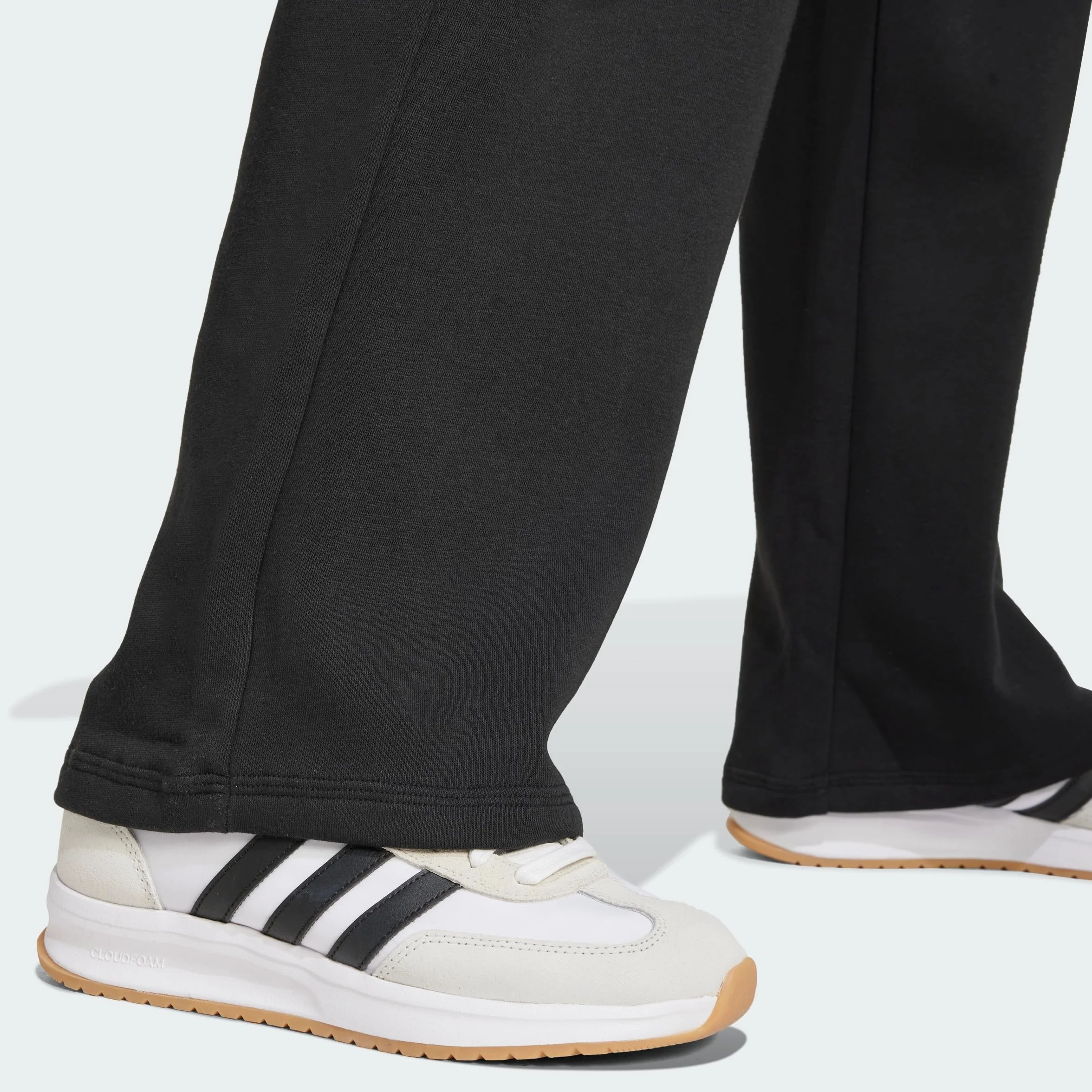adidas Essentials Small Logo Feel Cozy Open Hem Pants - Spodnie Kobiety