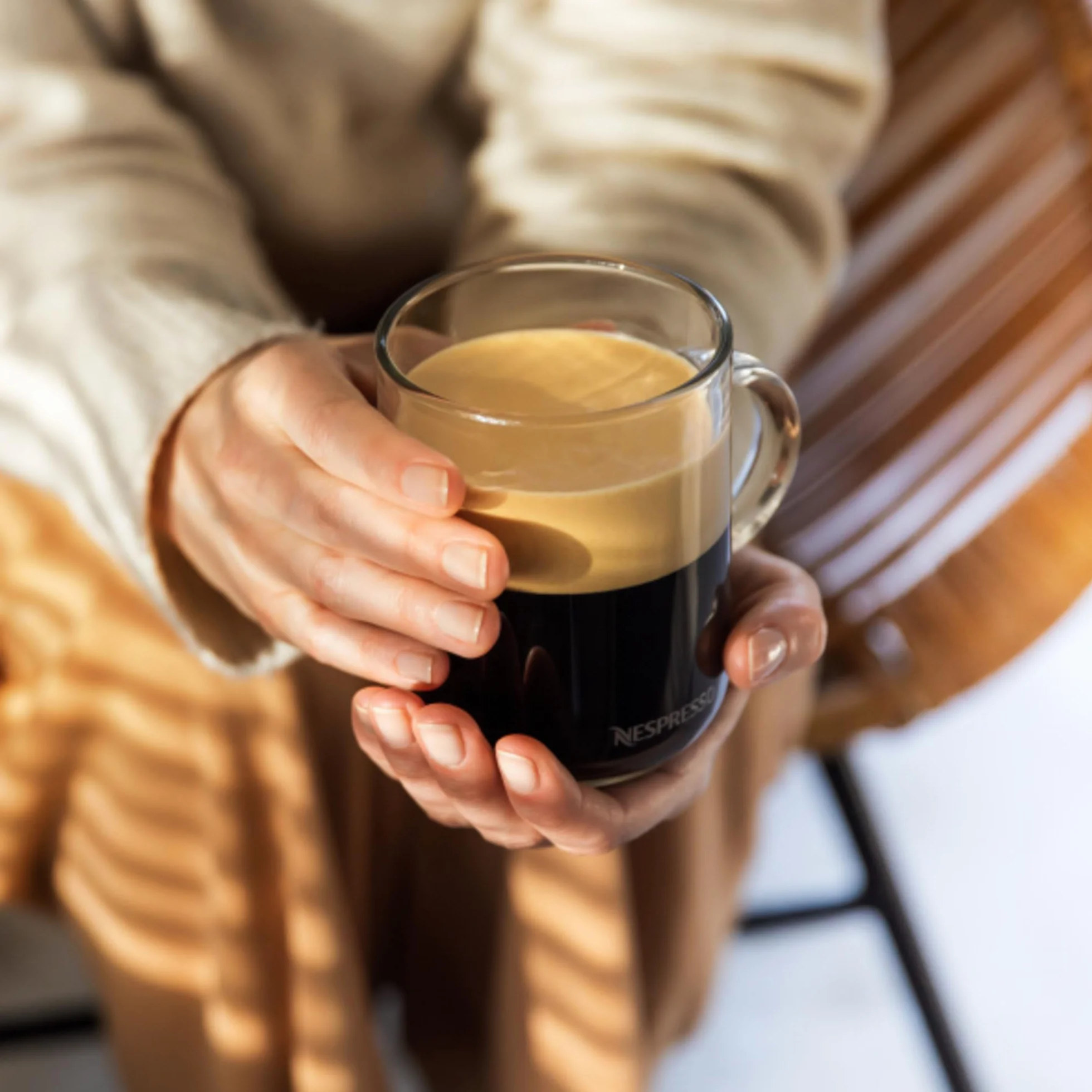 Krups Nespresso VERTUO Pop XN9201 ekspres do kawy na kapsułki, ekspres do kawy Krups, 4 filiżanki, technologia Centrifusion, 35% plastik pochodzący z recyklingu, Coconut White, biały