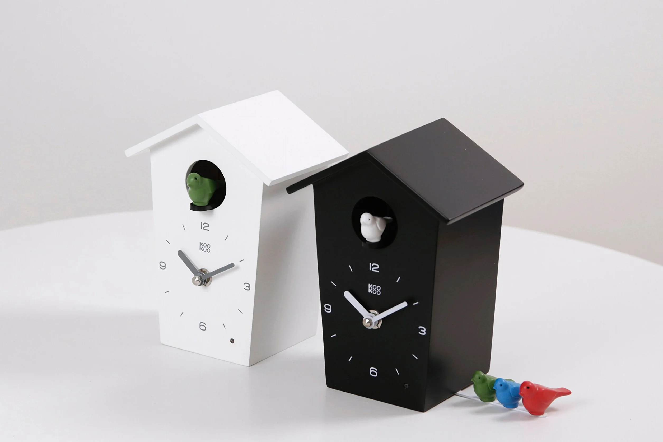 KOOKOO Birdhouse Mini czarny zegar z kukułką 12 głosów ptaków