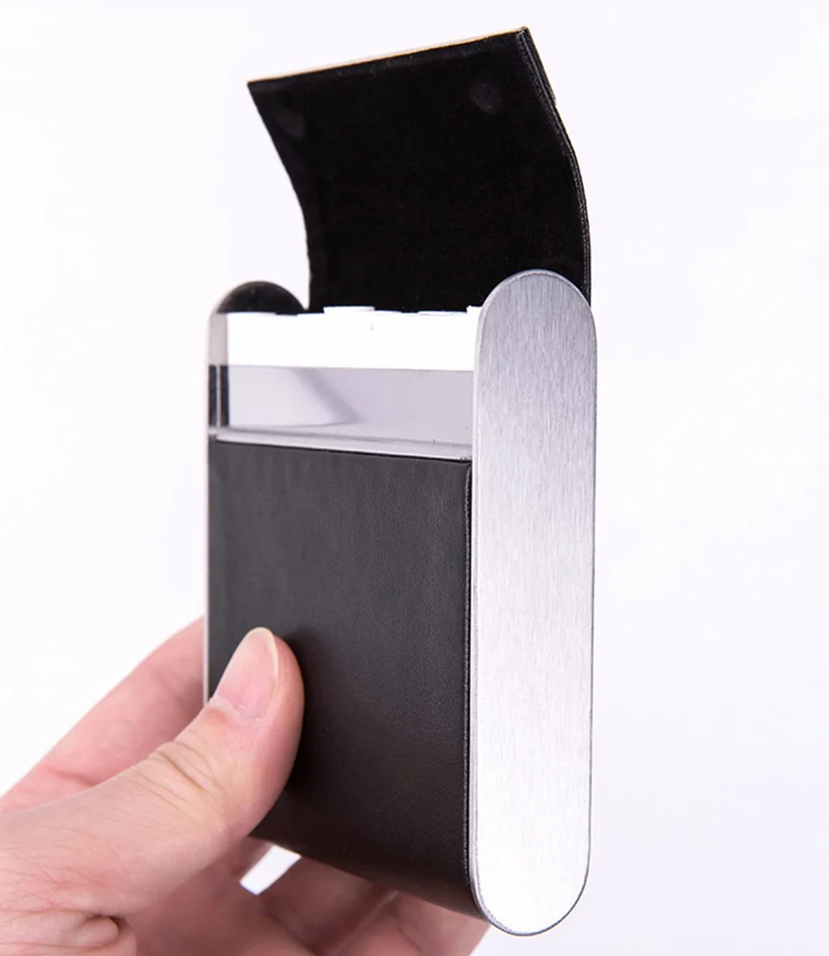 Etui na papierosy Etui na papierosy ze stali nierdzewnej Etui na papierosy z metalu Nowe etui na papierosy z włókna węglowego z magnetyczną klamrą Flip do，G